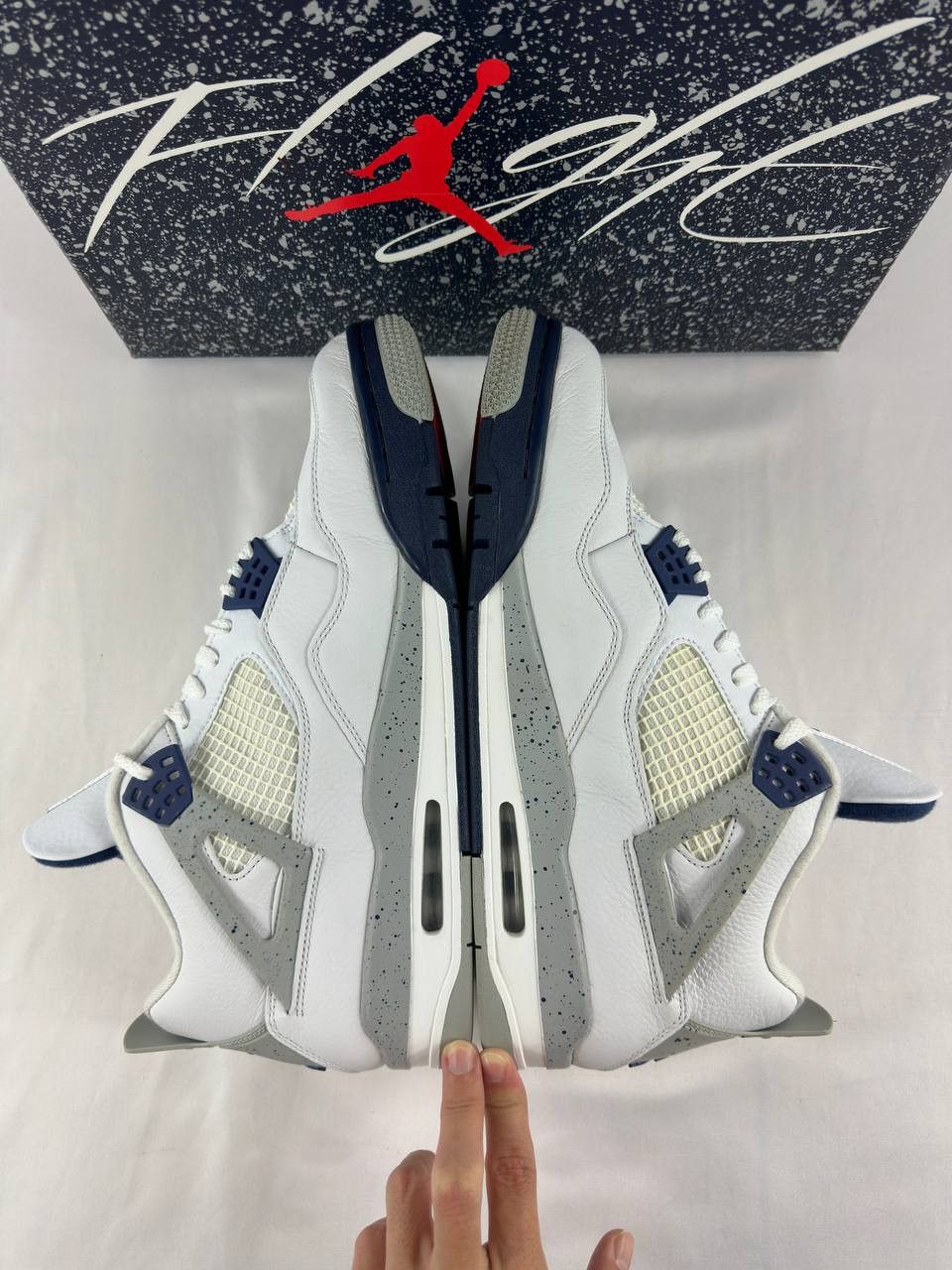 Nike Nike Air Jordan 4 Retro 'Midnight Navy' 2022 DH6927-140 Size US 13 / EU 46 - 8 Thumbnail
