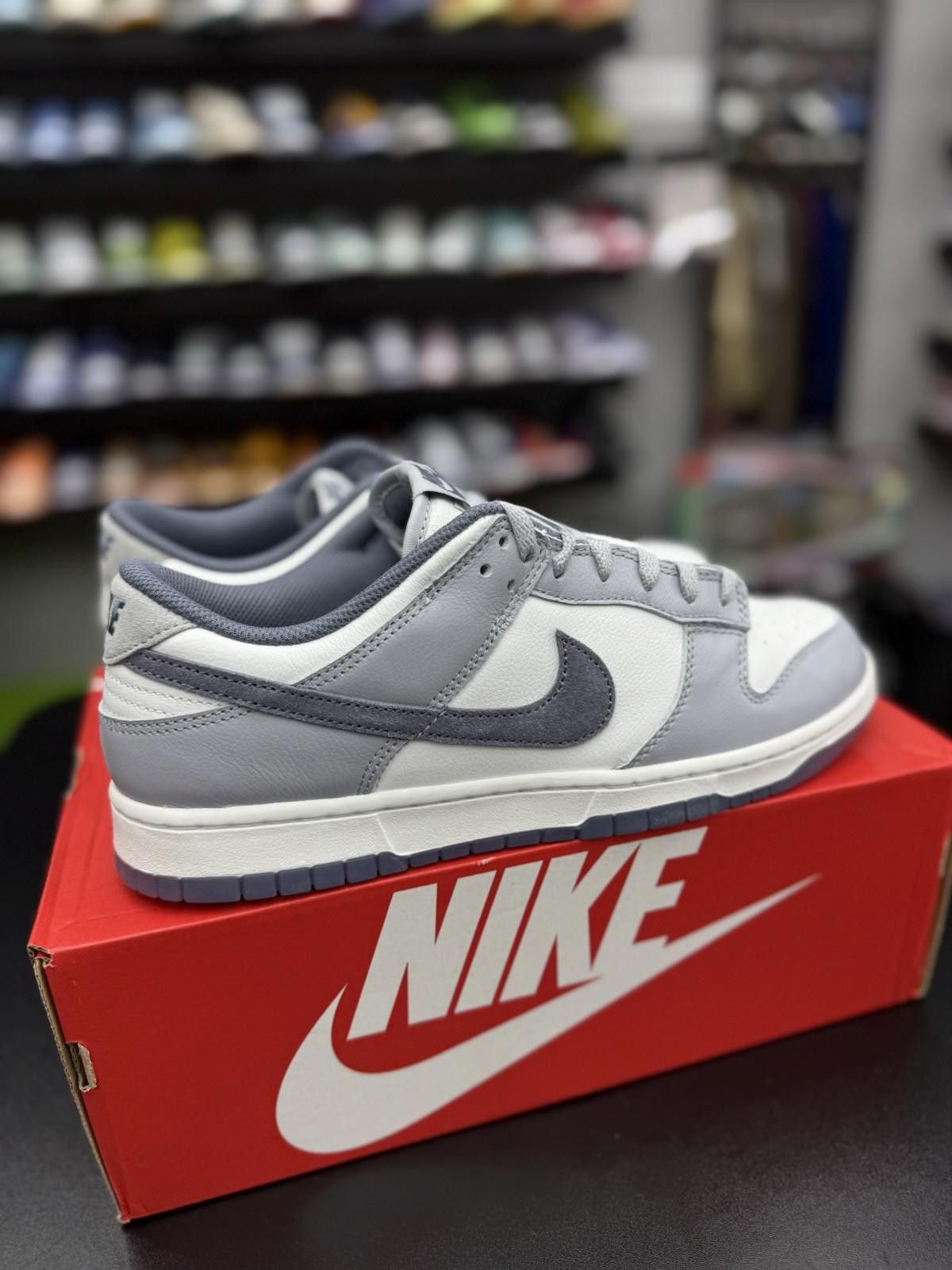 Nike Nike Dunk Low SE Phantom Khaki 2024 Men's Size 11 NEW Size US 11 / EU 44 - 5 Thumbnail