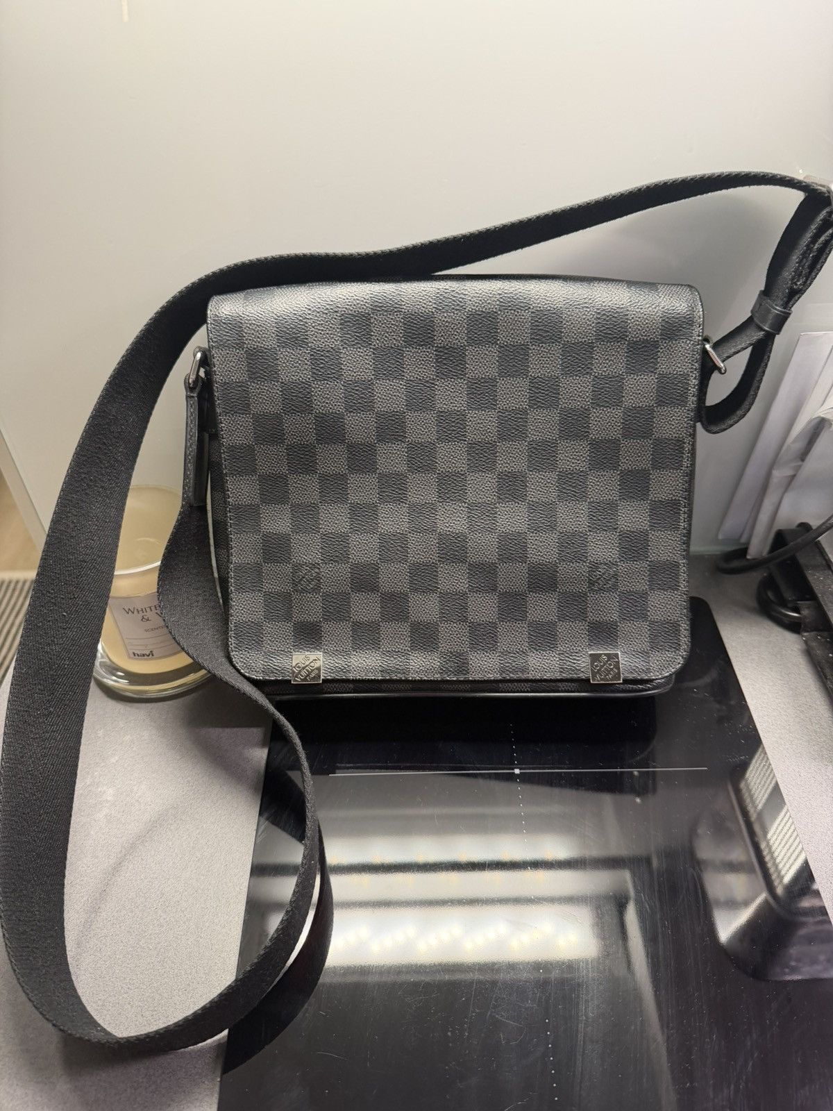 Louis Vuitton Louis Vuitton Messenger Bag Size ONE SIZE - 1 Thumbnail