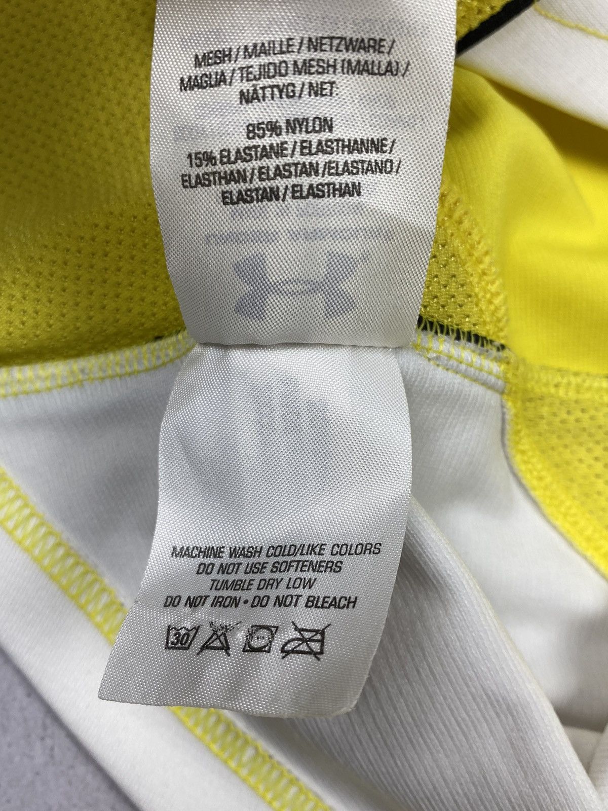 Under Armour Wales Rugby Union Shirt Jersey Under Armour Yellow T Shirt Size US M / EU 48-50 / 2 - 14 Thumbnail