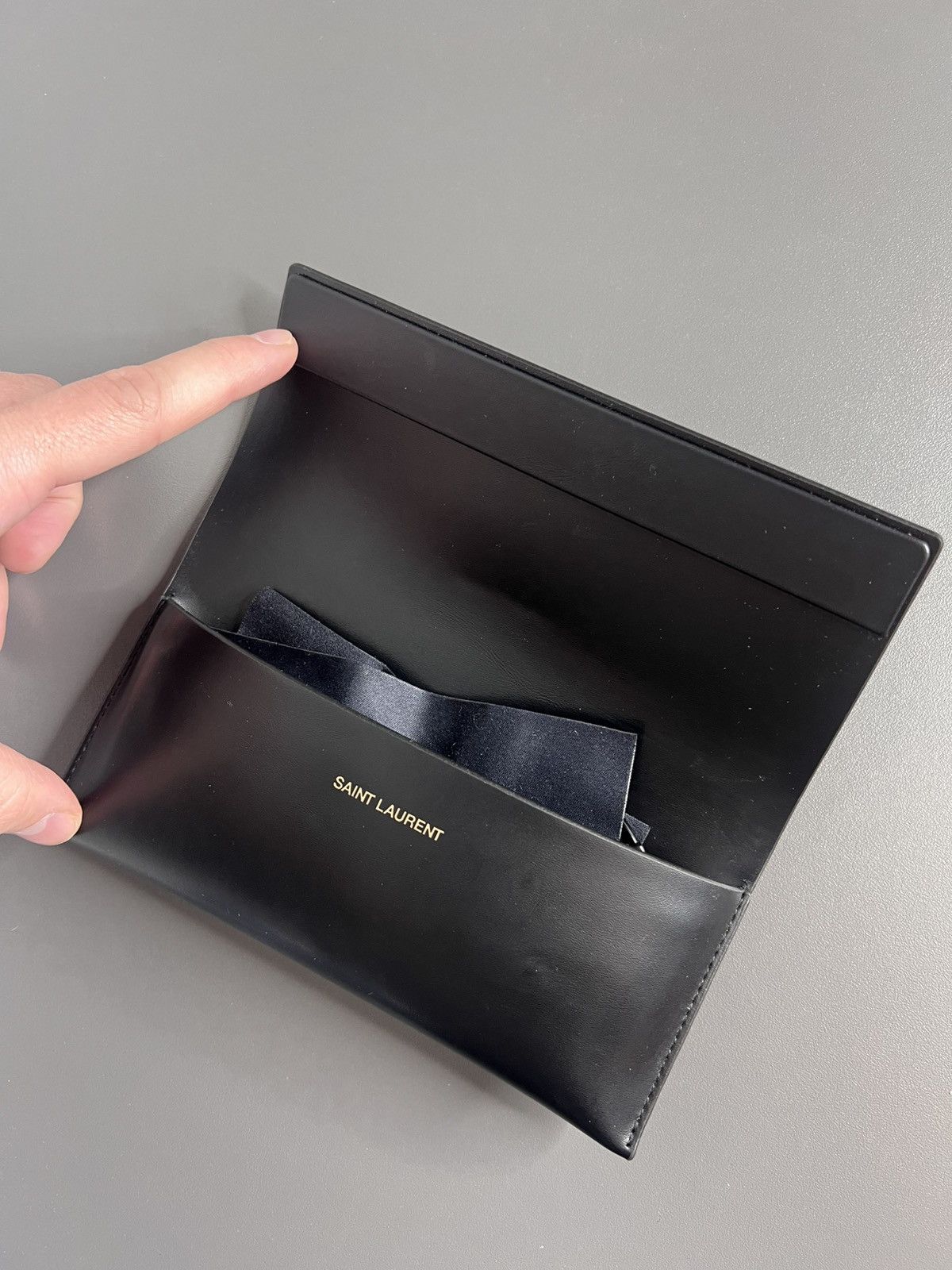 Saint Laurent Paris Saint Laurent Sunglasses Size ONE SIZE - 10 Thumbnail