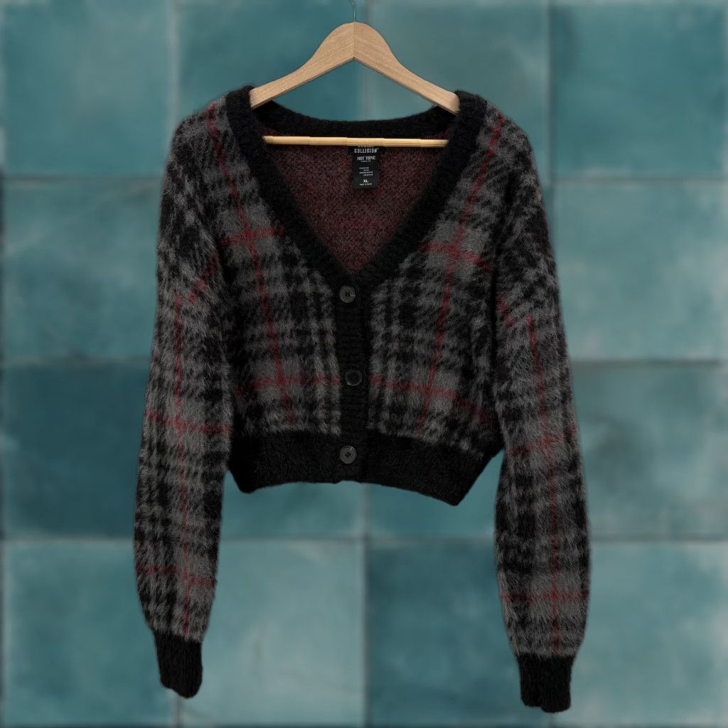 Vintage Social Collision Cardigan Sweater Womens XL Gray Plaid Gothic Cropped Sleeve Long Knit V-Neck Button Fall Winter Maglione Size XL / US 12-14 / IT 48-50 - 1 Thumbnail