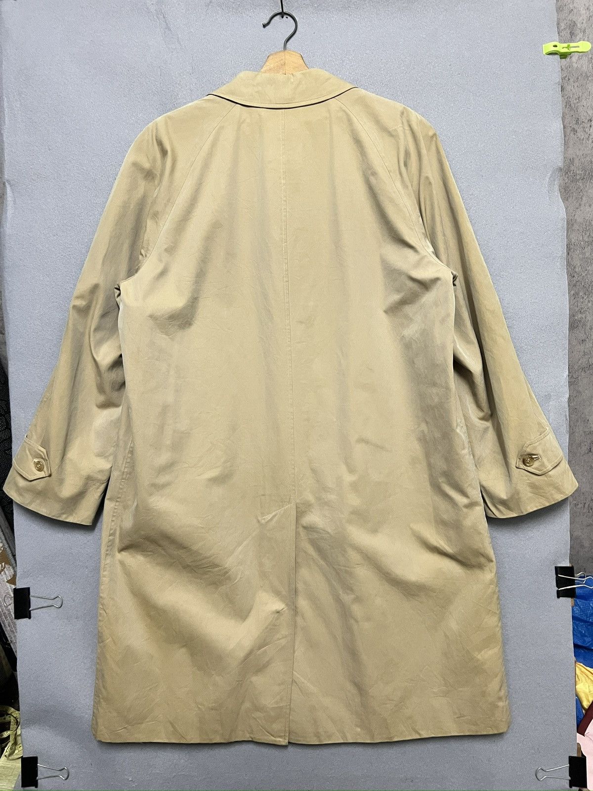 Burberry 346. Vintage Burberrys Maruzen Tokyo trench coat Size US L / EU 52-54 / 3 - 2 Thumbnail