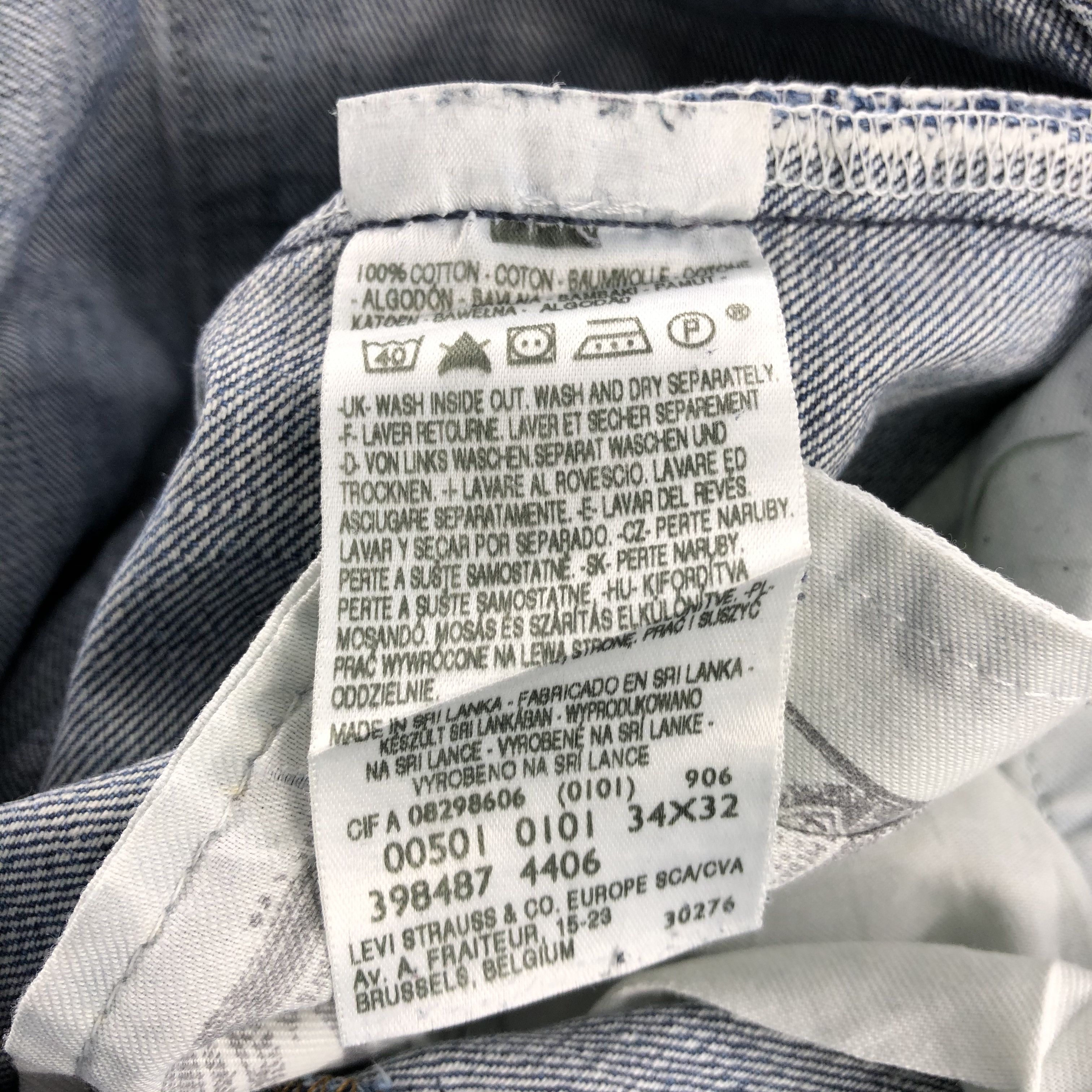 Levi's Vintage Blue Wash Levis 501 Denim Jeans-JM958 Size US 33 - 10 Thumbnail