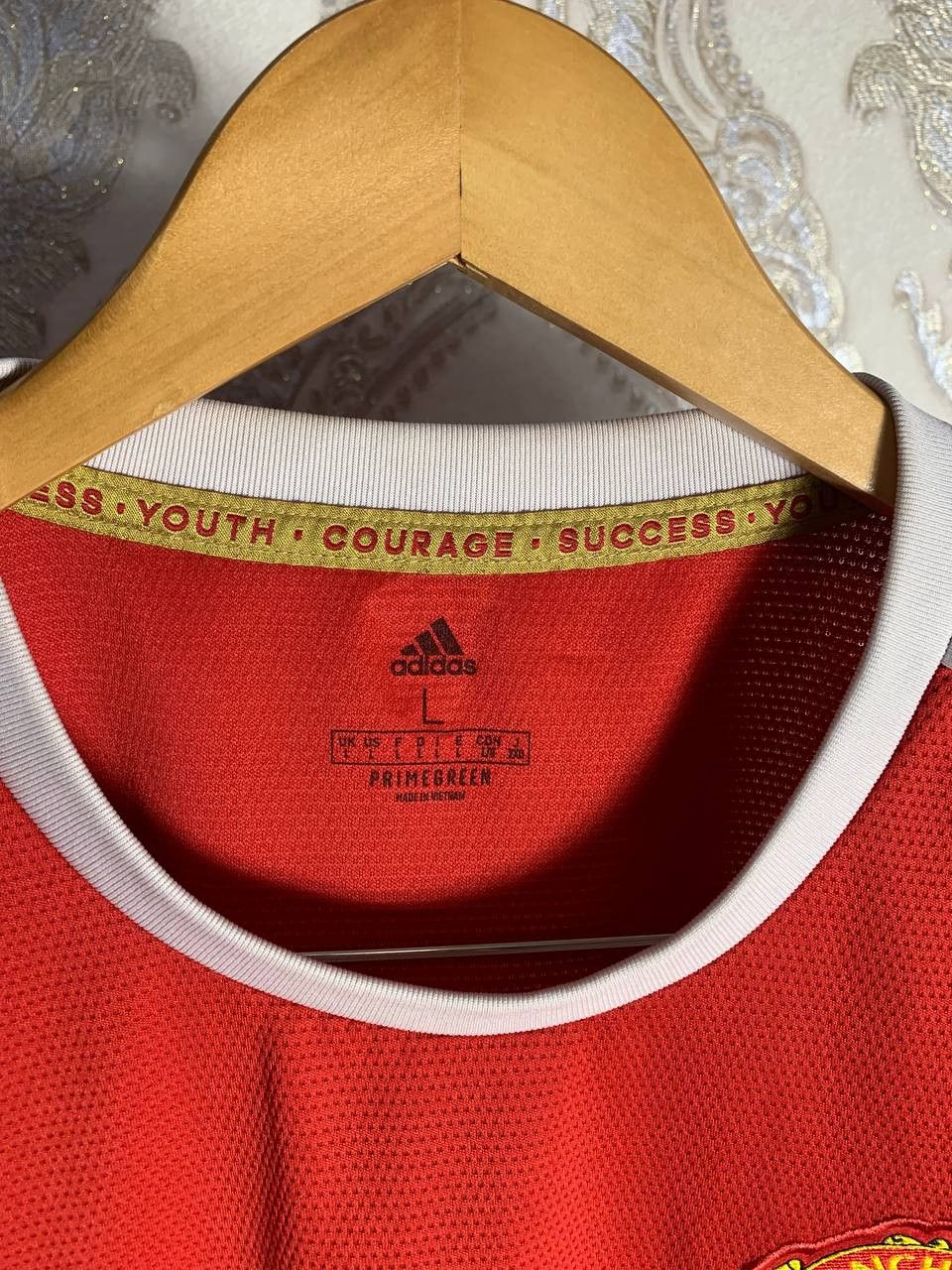 Adidas Vintage Adidas FC Manchester United England Soccer Jersey Size US L / EU 52-54 / 3 - 4 Thumbnail