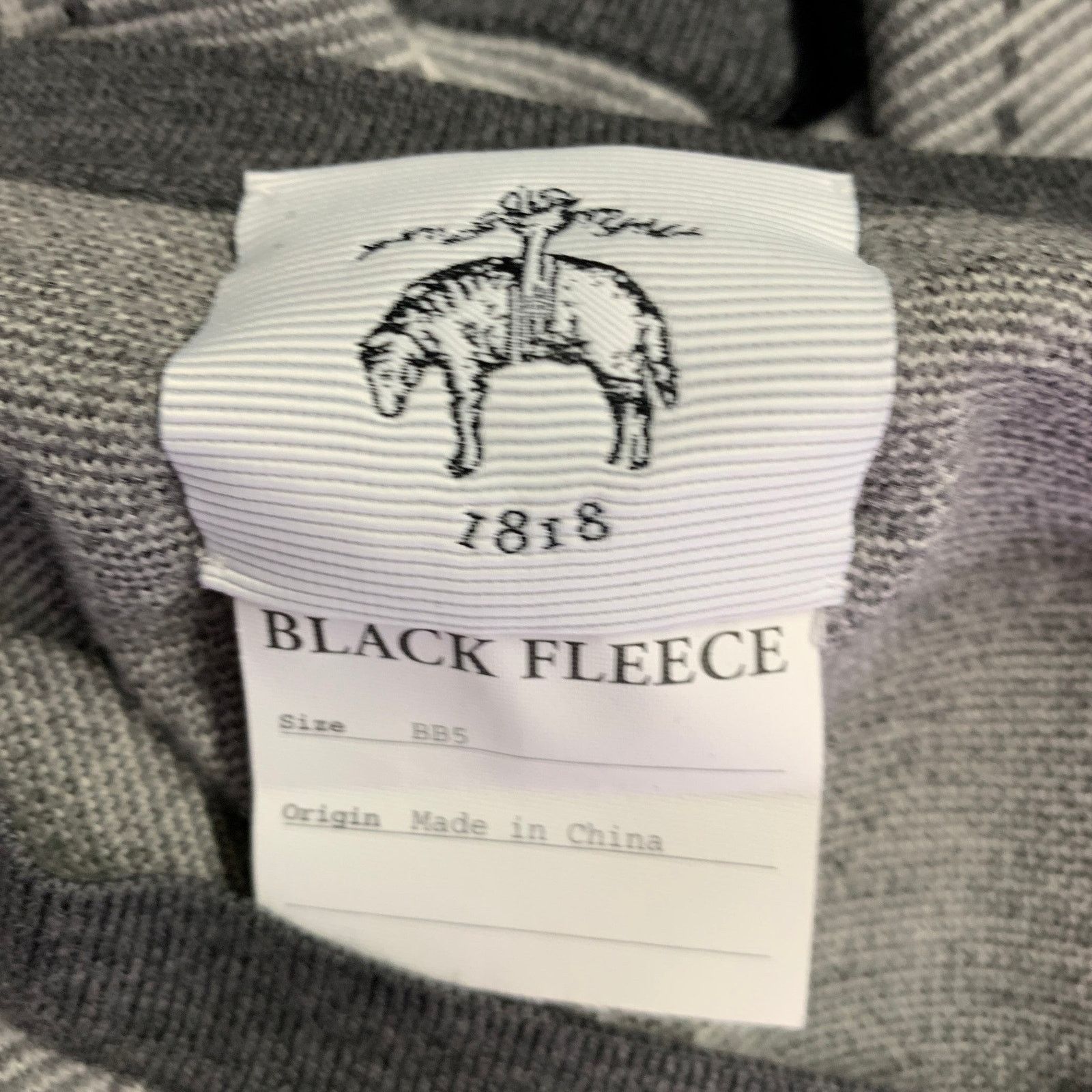 Brooks Brothers Black Fleece XXL Grey White Diamond Wool Blend V-Neck Pullover Size US XXL / EU 58 / 5 - 5 Thumbnail
