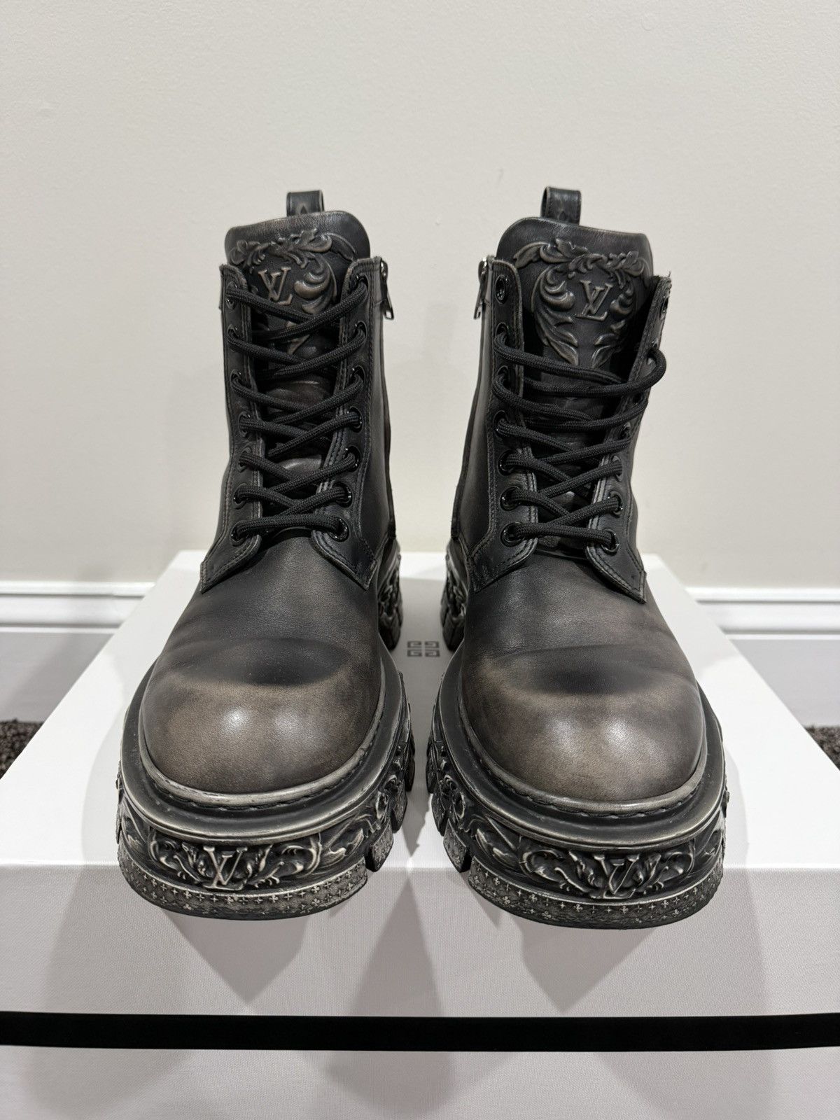 Louis Vuitton Louis Vuitton Virgil Abloh FW22 Baroque Ranger Leather Boots Size US 8 / EU 41 - 3 Thumbnail