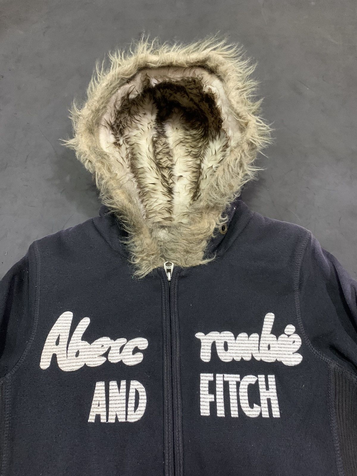 If Six Was Nine Abercombie fur hoodie lgb styled Size US XS / EU 42 / 0 - 4 Thumbnail