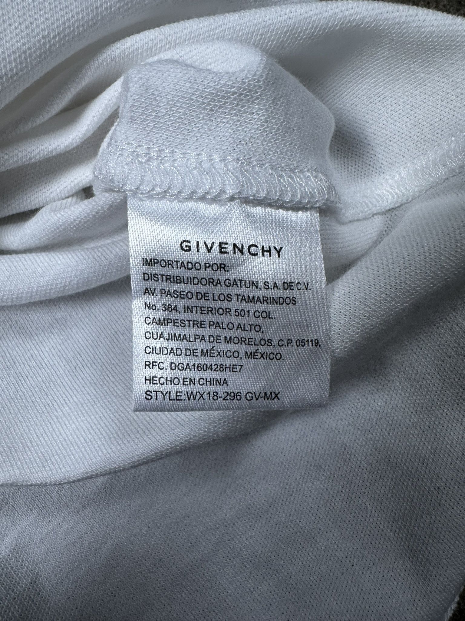 Givenchy Vintage Givenchy Paris Button Up Short Sleeve Shirt Oldmoney Size US S / EU 44-46 / 1 - 8 Thumbnail