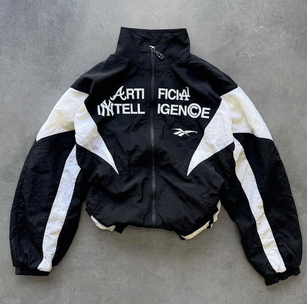 Vintage Vintage Reebok “Artificial Intelligence” Track Jacket Size US M / EU 48-50 / 2 - 1 Thumbnail