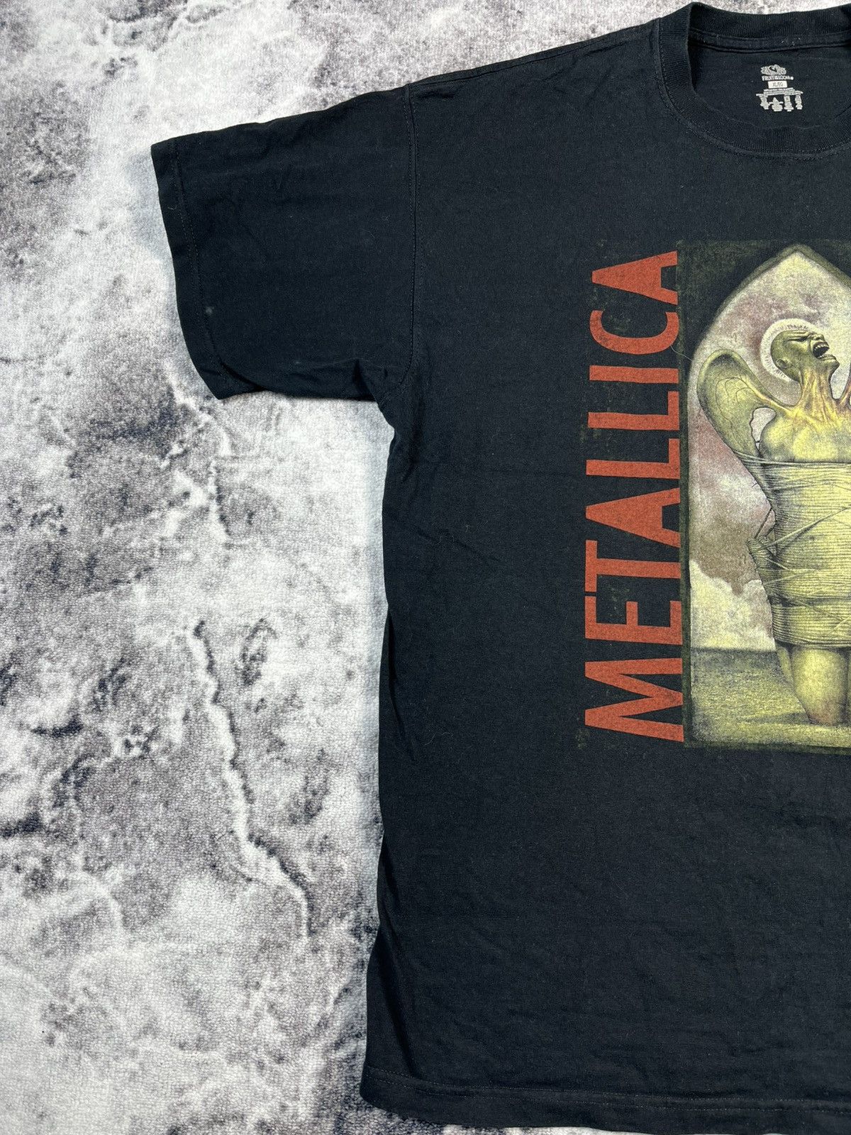 Band Tees Metallica Some King Of Monster T Shirt 2004s Size US XL / EU 56 / 4 - 2 Thumbnail