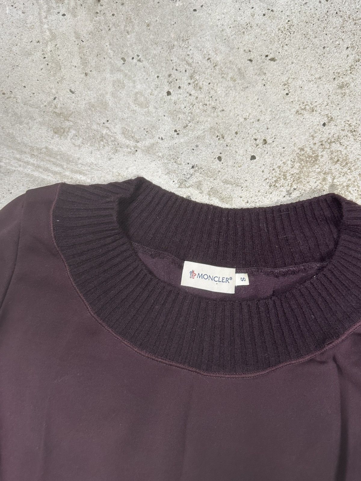 Moncler Vintage 90s Moncler Burgundy Top Long Sleeve Logo Size S / US 4 / IT 40 - 6 Thumbnail