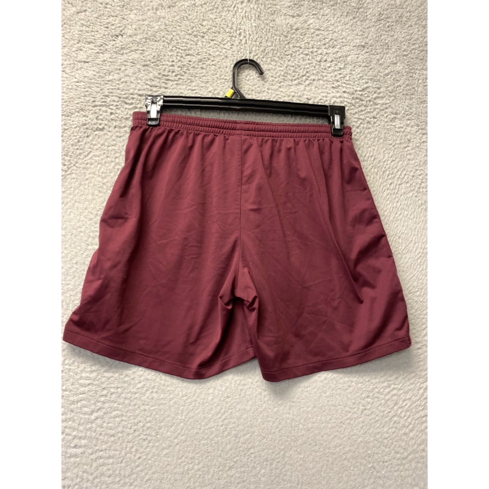 Nike VINTAGE Under Armour Shorts Womens M Maroon Athletic Beach Running 90s Hipster Y2K Pockets Breathable Size 32" / US 10 / IT 46 - 7 Thumbnail