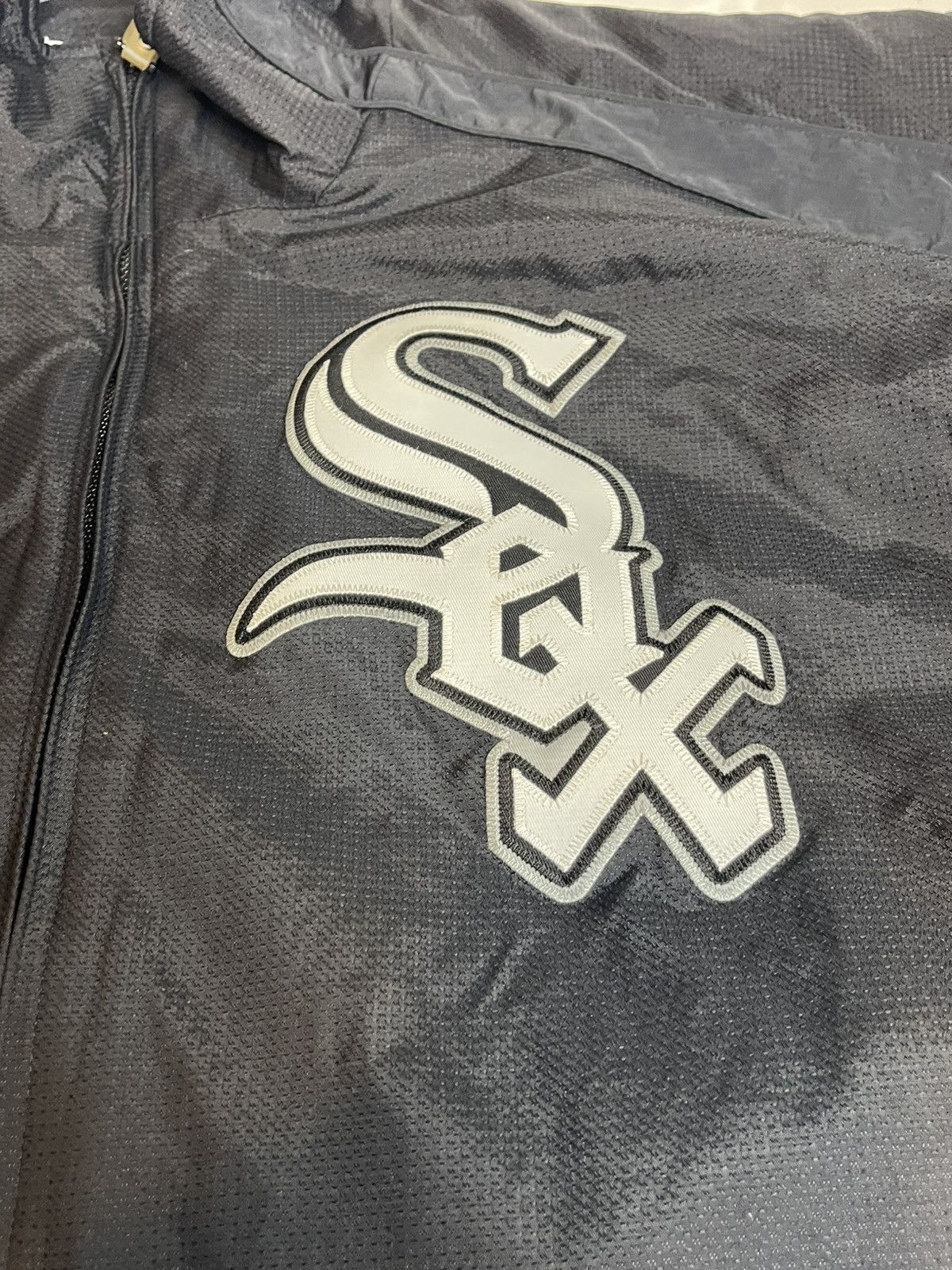 Majestic Authentic Majestic MLB White Socks Jacket Good Condition Size US XL / EU 56 / 4 - 6 Thumbnail