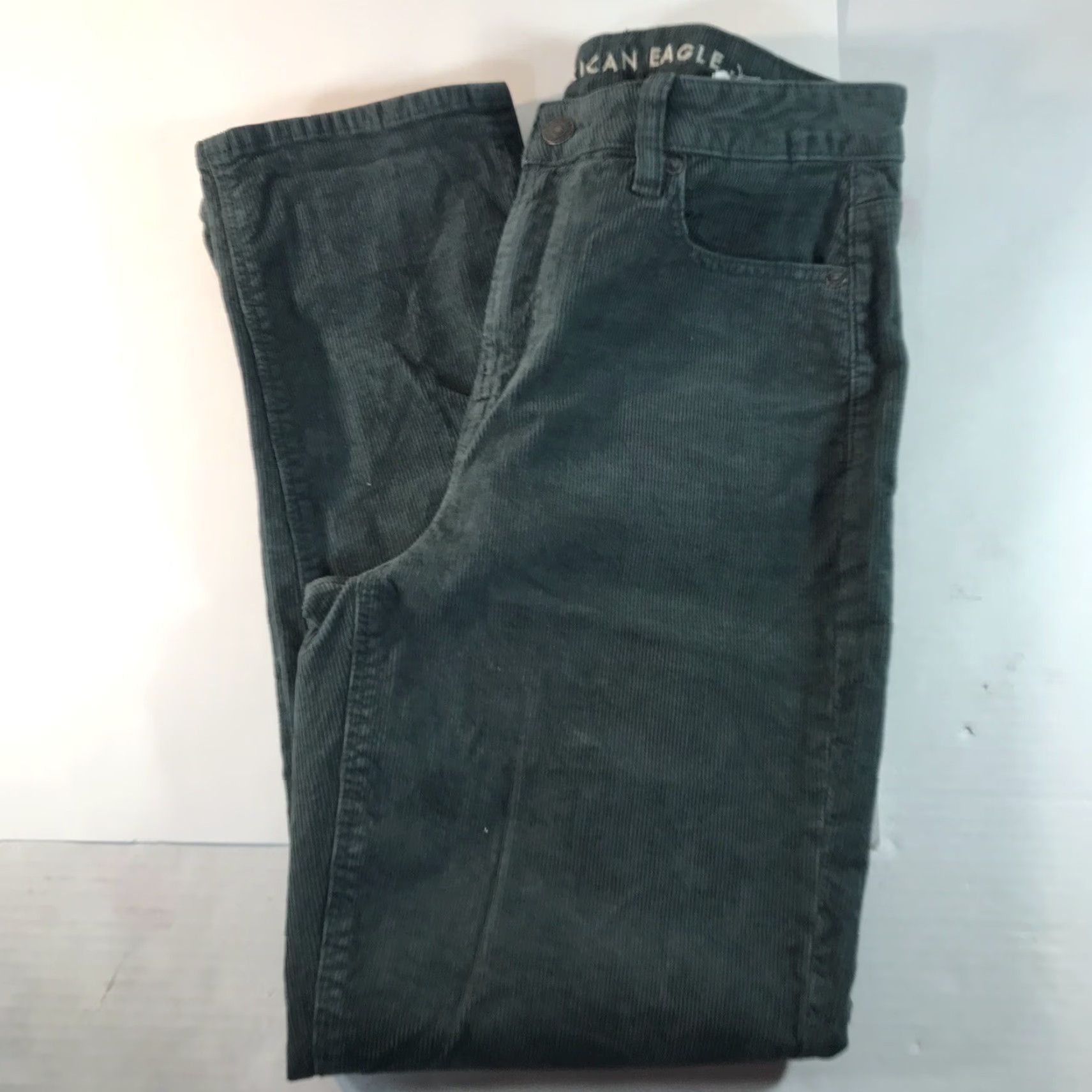 American Eagle Outfitters American Eagle Green Corduroy Mom Straight Jeans Womens Size 4 Regular Size 27" / US 4 / IT 40 - 2 Thumbnail