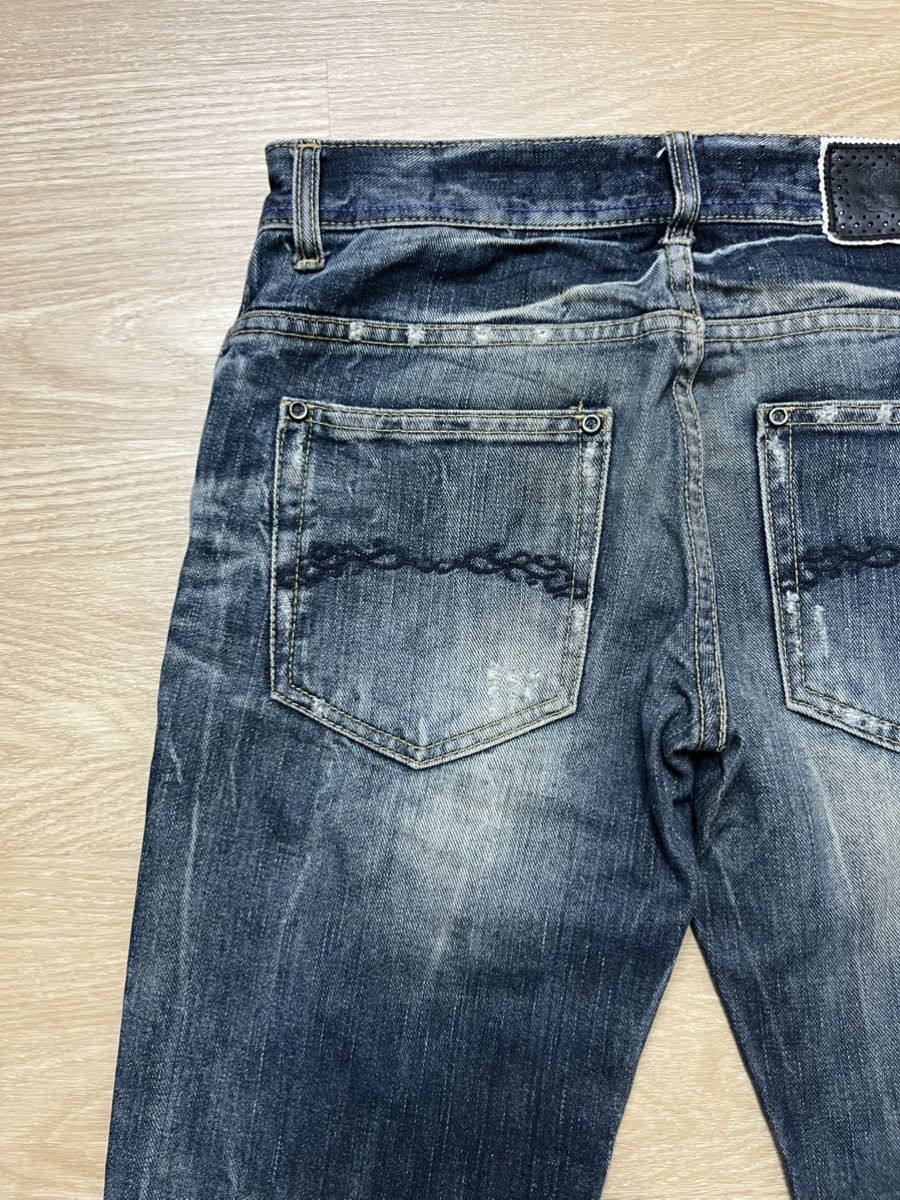 Tornado Mart MIDAS Distressed Faded Dark Blue Flare Jeans Size US 28 / EU 44 - 13 Thumbnail
