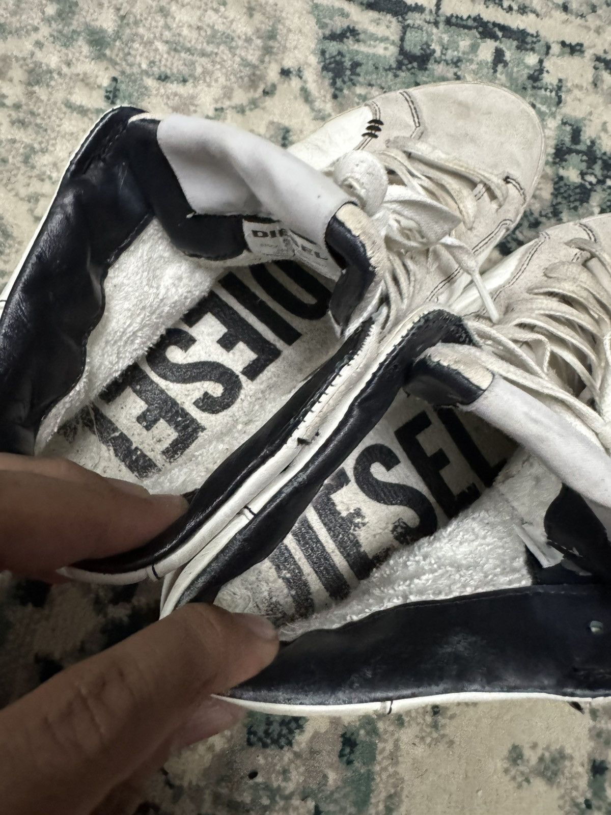 Diesel DIESEL LEATHER HI-TOP SHOES SKATEBOARDING Size US 10 / EU 43 - 9 Thumbnail