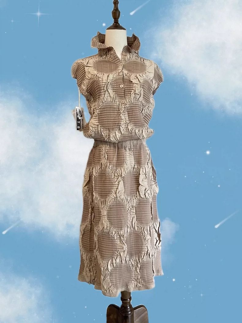 Issey Miyake Issey Miyake size:3 Brown silk crinkled dress Size S / US 4 / IT 40 - 1 Thumbnail