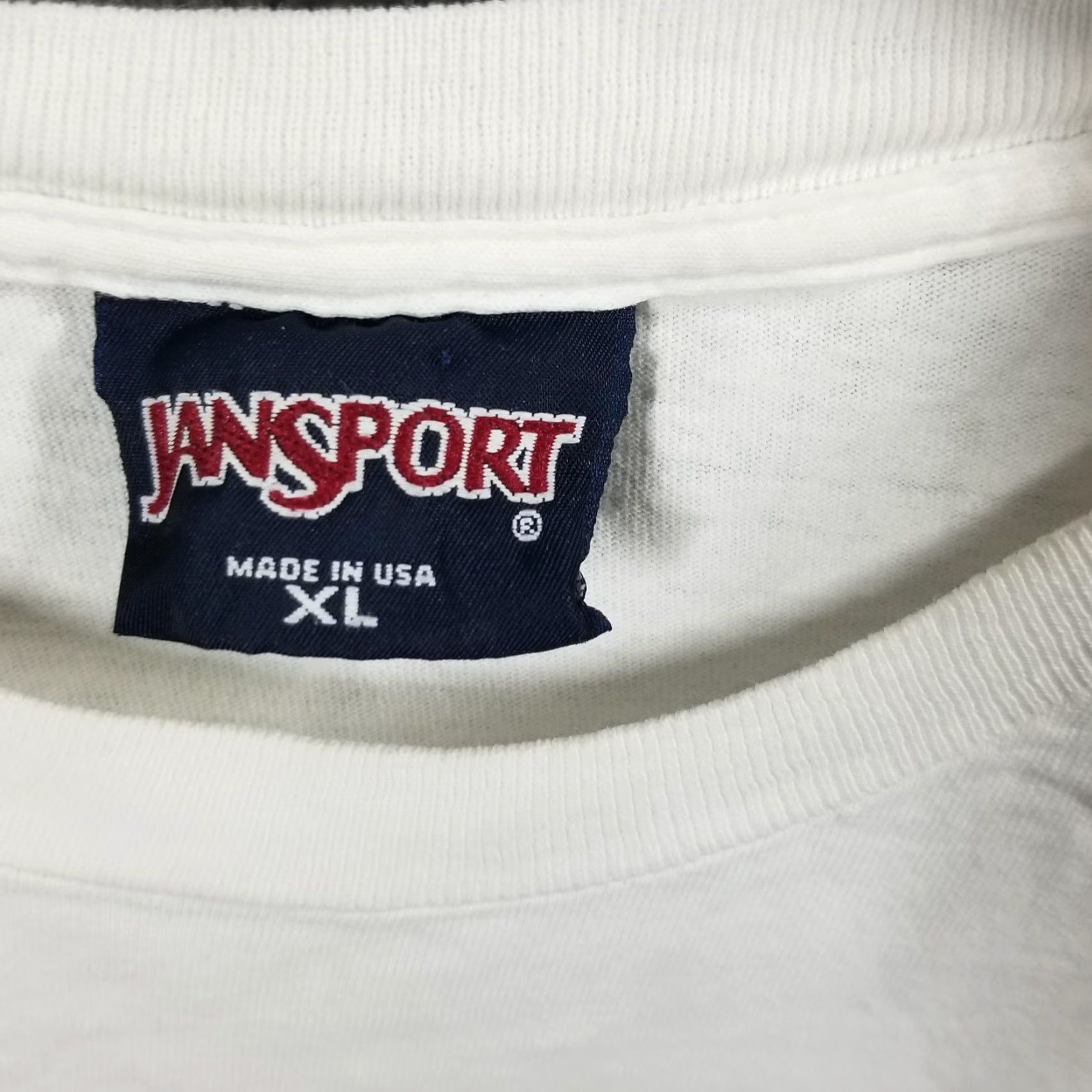 Jansport VINTAGE Notre Dame College Shirt Men XL White 90s Graphic Tee College Seal Mens Size US XL / EU 56 / 4 - 6 Thumbnail