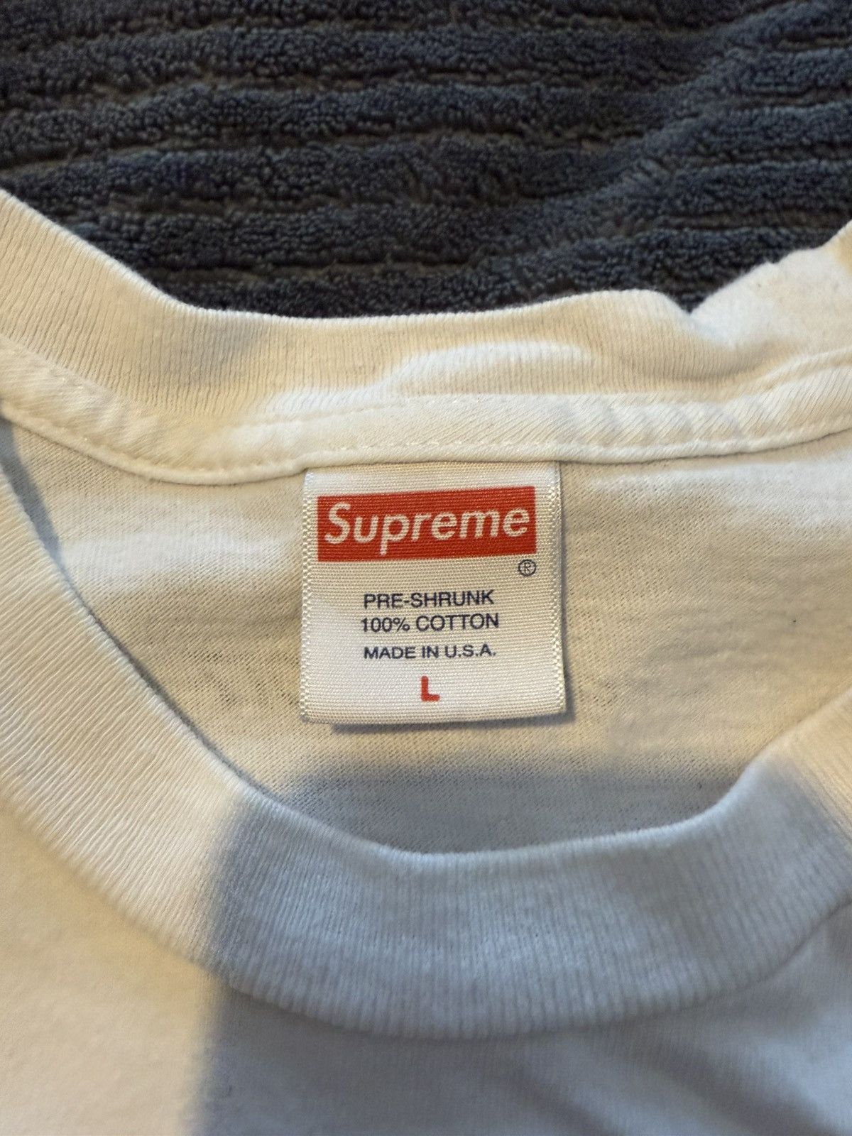 Supreme Supreme christmas tee Size US L / EU 52-54 / 3 - 3 Thumbnail
