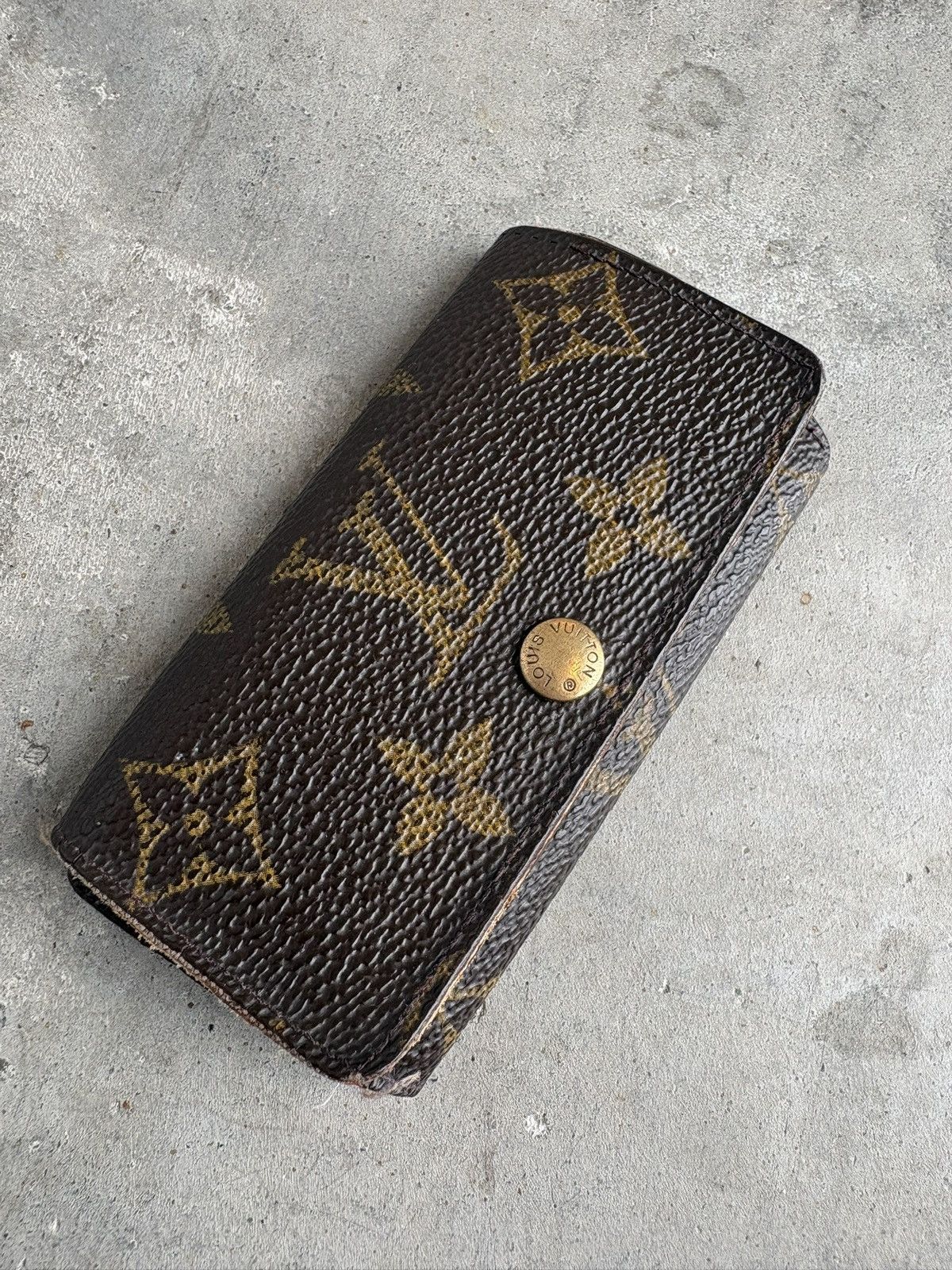 Louis Vuitton LV Monogram Key Holder Accessory Size ONE SIZE - 1 Thumbnail