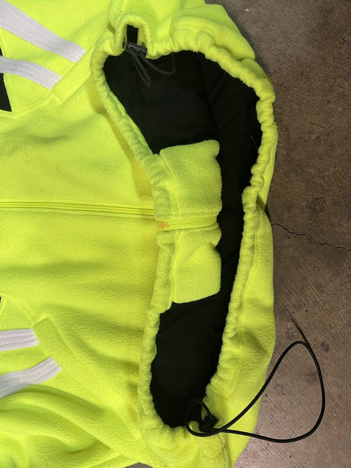 Balenciaga SIZE - L Balenciaga Unfit Sporty B Tracksuit Jacket Size US L / EU 52-54 / 3 - 3 Thumbnail