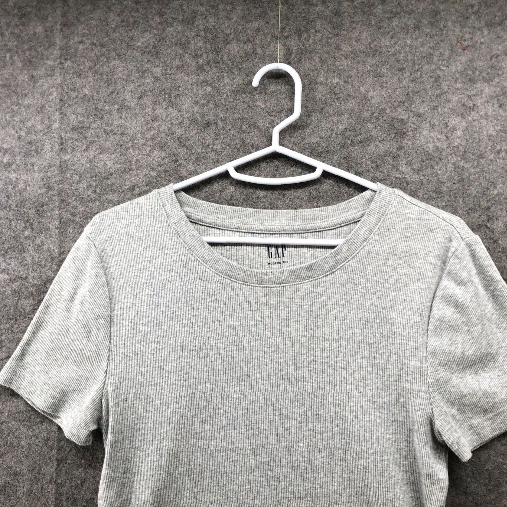 Gap Gap Modern Tee Womens M Short Sleeve Gray Crewneck Ribbed T Shirt Size M / US 6-8 / IT 42-44 - 3 Thumbnail