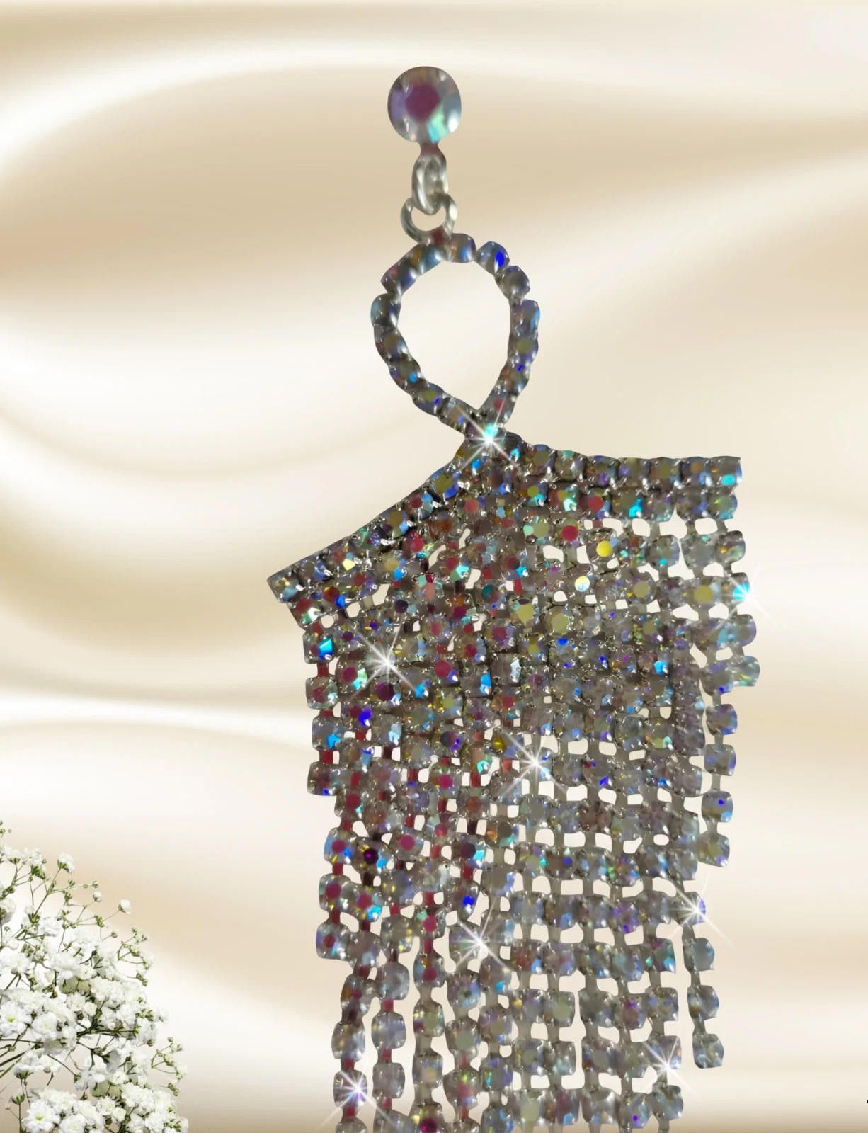 The Unbranded Brand Rhinestone Earrings Aroura Borealis Dangle Elegant NEW Size ONE SIZE - 3 Thumbnail