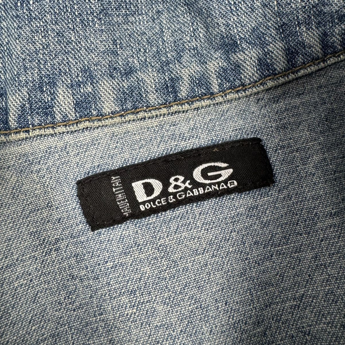 Dolce & Gabbana × Vintage Vintage Dolce & Gabbana Y2K Big Logo Washed Denim Jacket Size M / US 6-8 / IT 42-44 - 13 Thumbnail