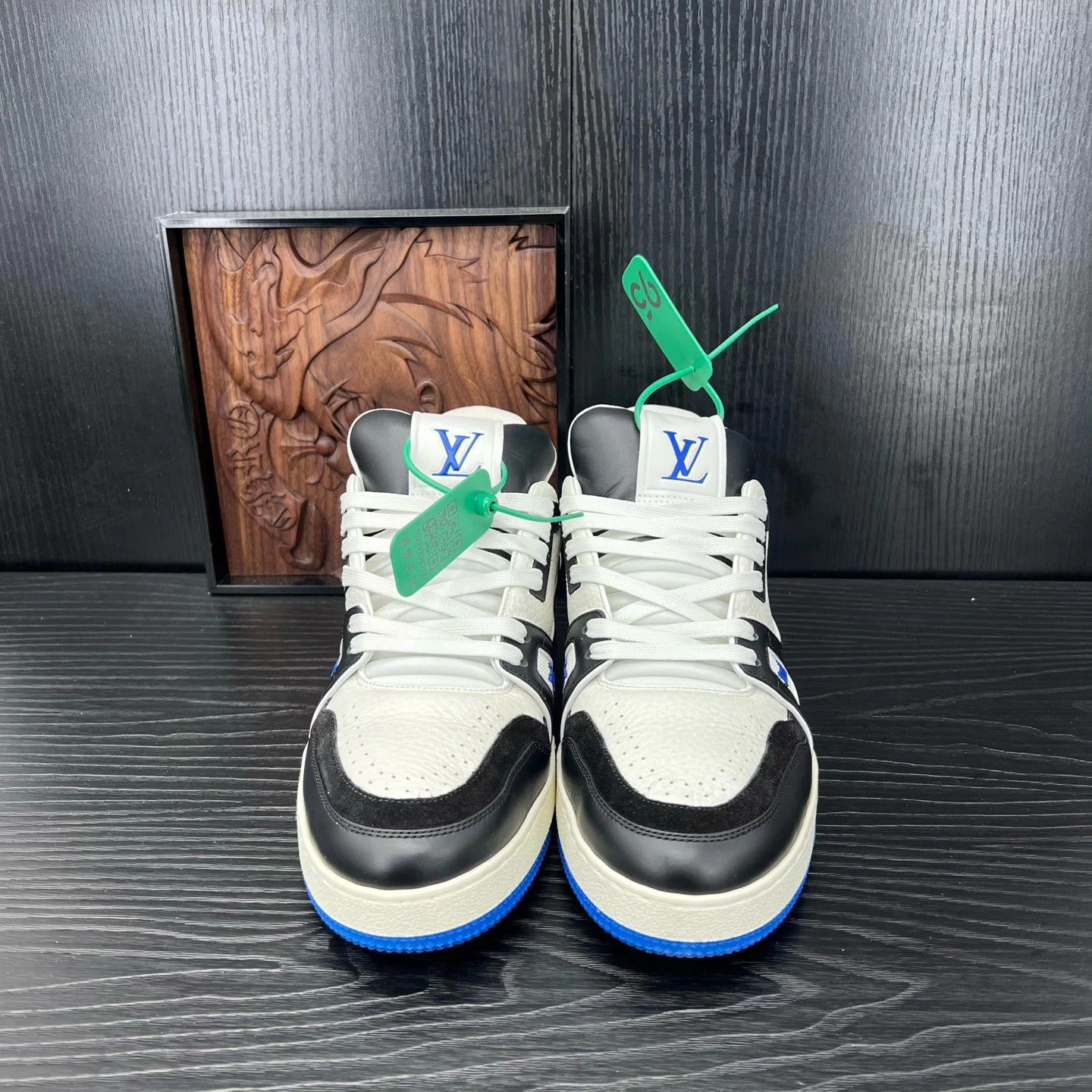 Louis Vuitton LV Trainer Black & Blue US 7 / EUR 41 New Size US 8 / EU 41 - 4 Thumbnail