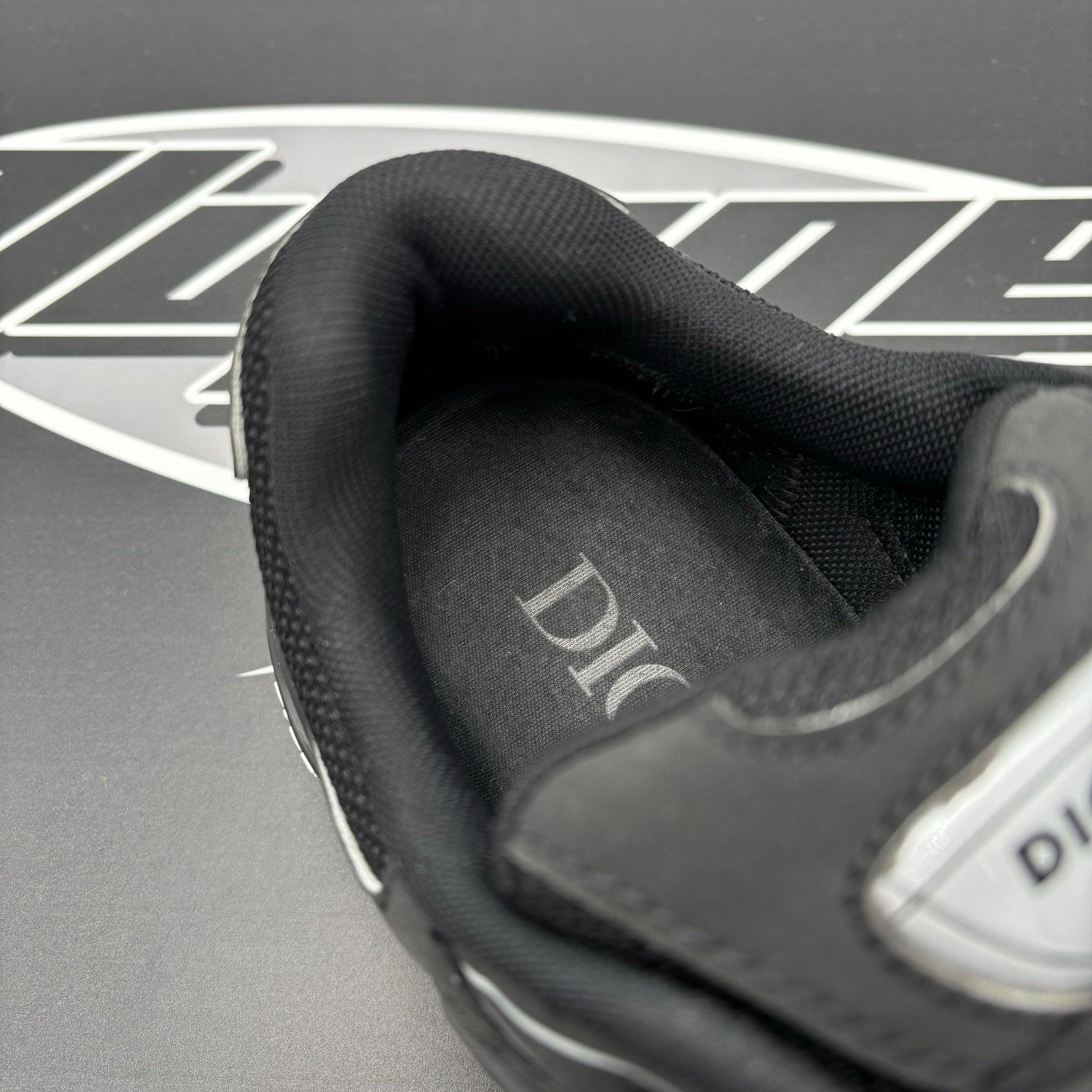 Dior Dior B30 Reflective Sneaker ' Black ' | GOOD CONDITION! Size US 8 / EU 41 - 7 Thumbnail