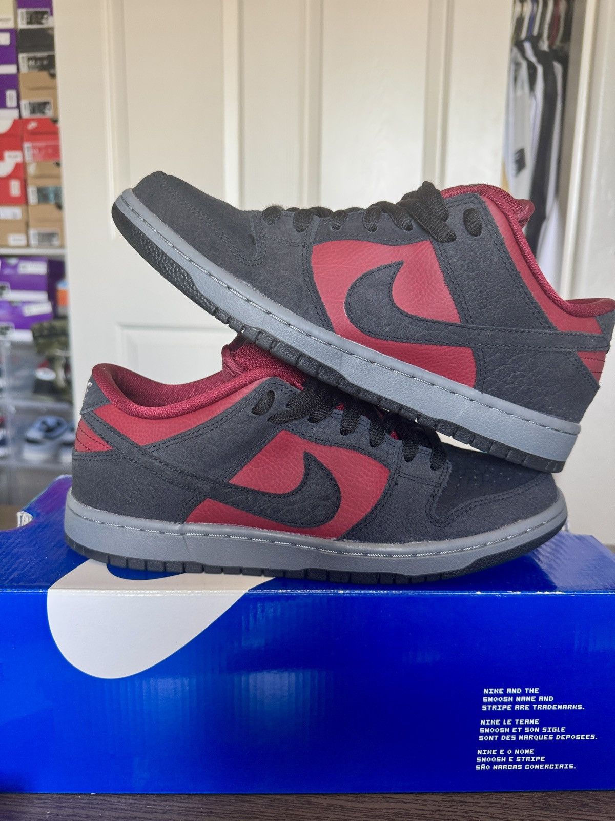 Nike SB Nike Dunk Low Pro SB Red Wine “Black Team Red’ Sample Size US 9 / EU 42 - 4 Thumbnail