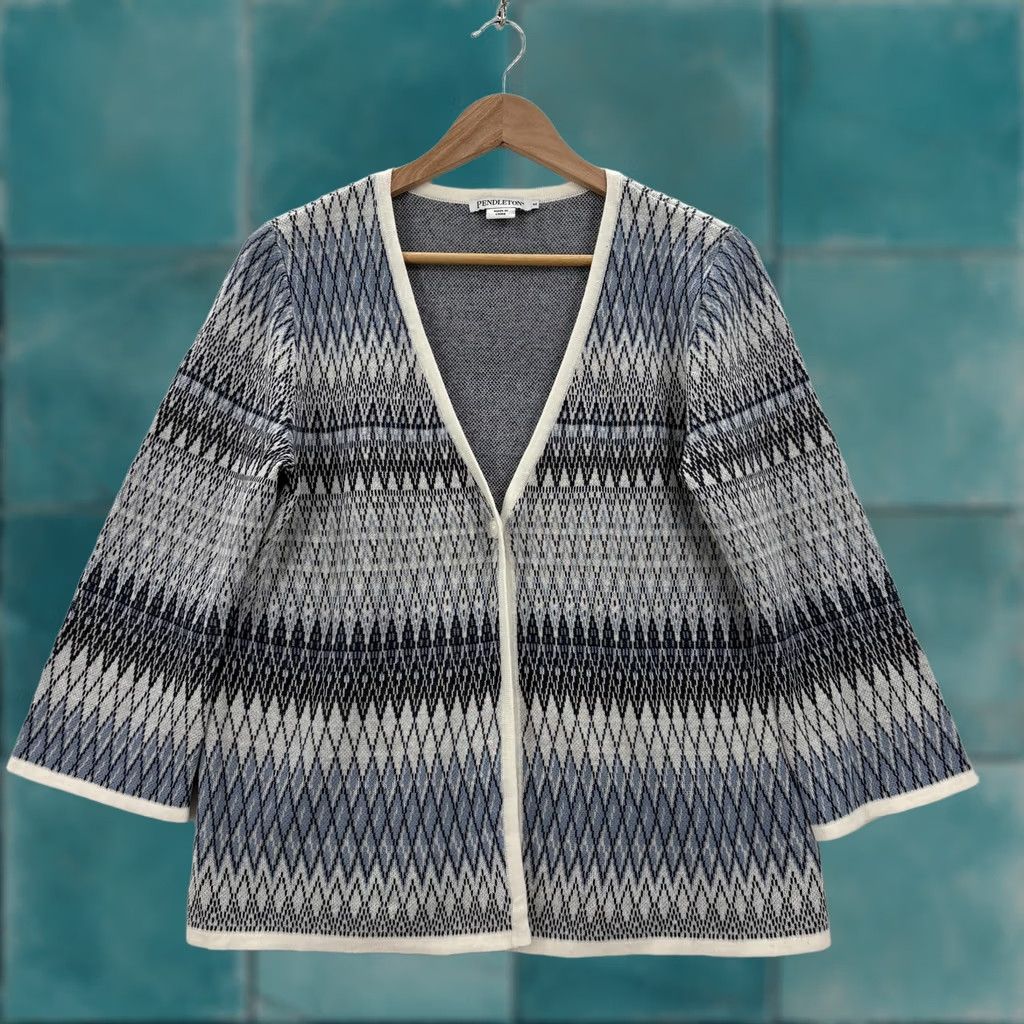 Pendleton Pendleton Cardigan Sweater Womens Medium Blue Geometric 3/4 Sleeve Linen Cotton Knit Vest Style Casual Womens Size M / US 6-8 / IT 42-44 - 1 Thumbnail