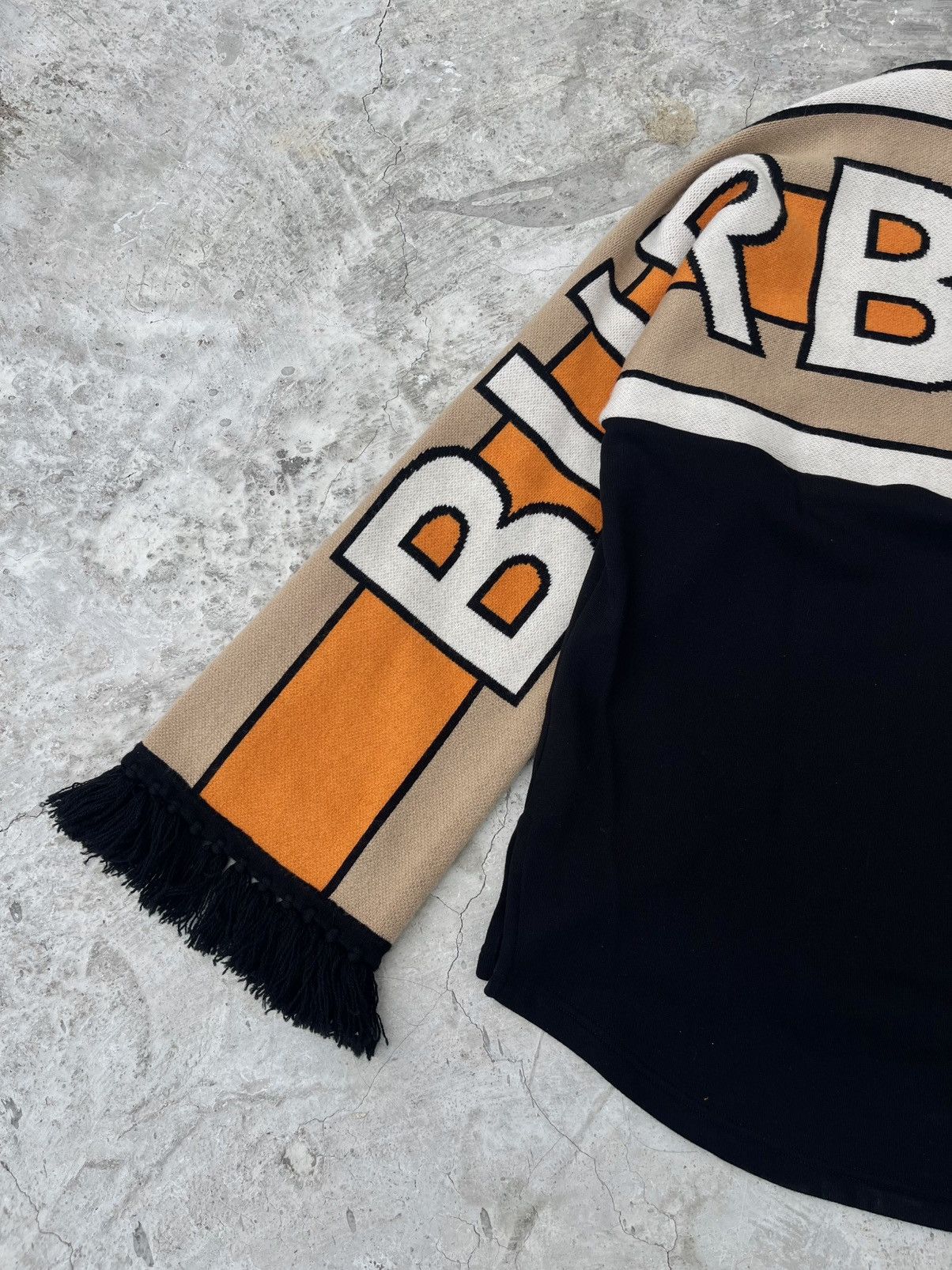 Burberry Burberry Logo Fringe Sleeve Sweatshirt Size S / US 4 / IT 40 - 4 Thumbnail