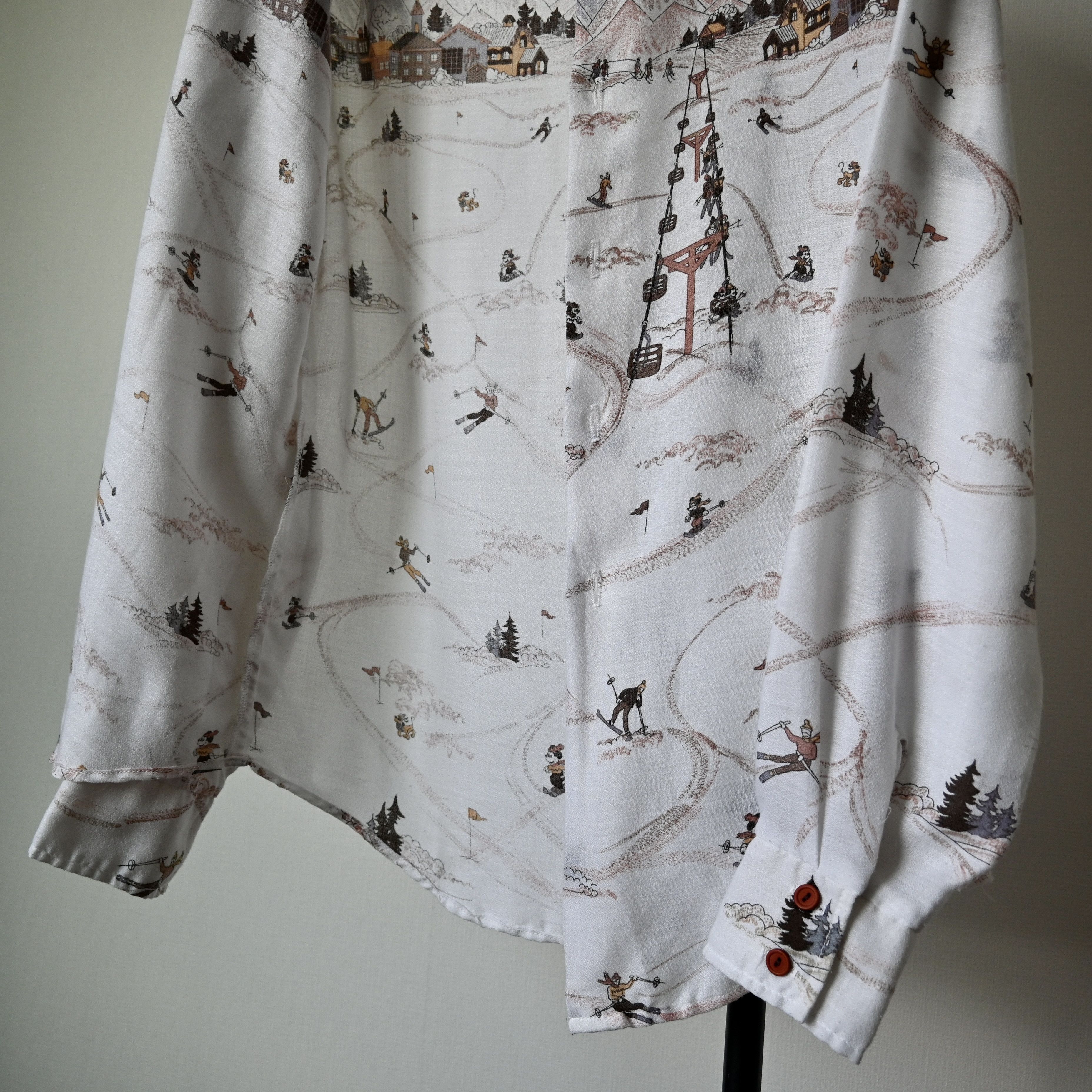 Kennington Ltd. VTG 1970s Kennington mickey mouse in snow mountain shirt Size US M / EU 48-50 / 2 - 10 Thumbnail