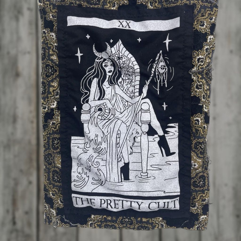 Vintage The Pretty Cult Shirt Womens Medium Button-Down Tarot Card Long Sleeve READ Ivory Size M / US 6-8 / IT 42-44 - 1 Thumbnail