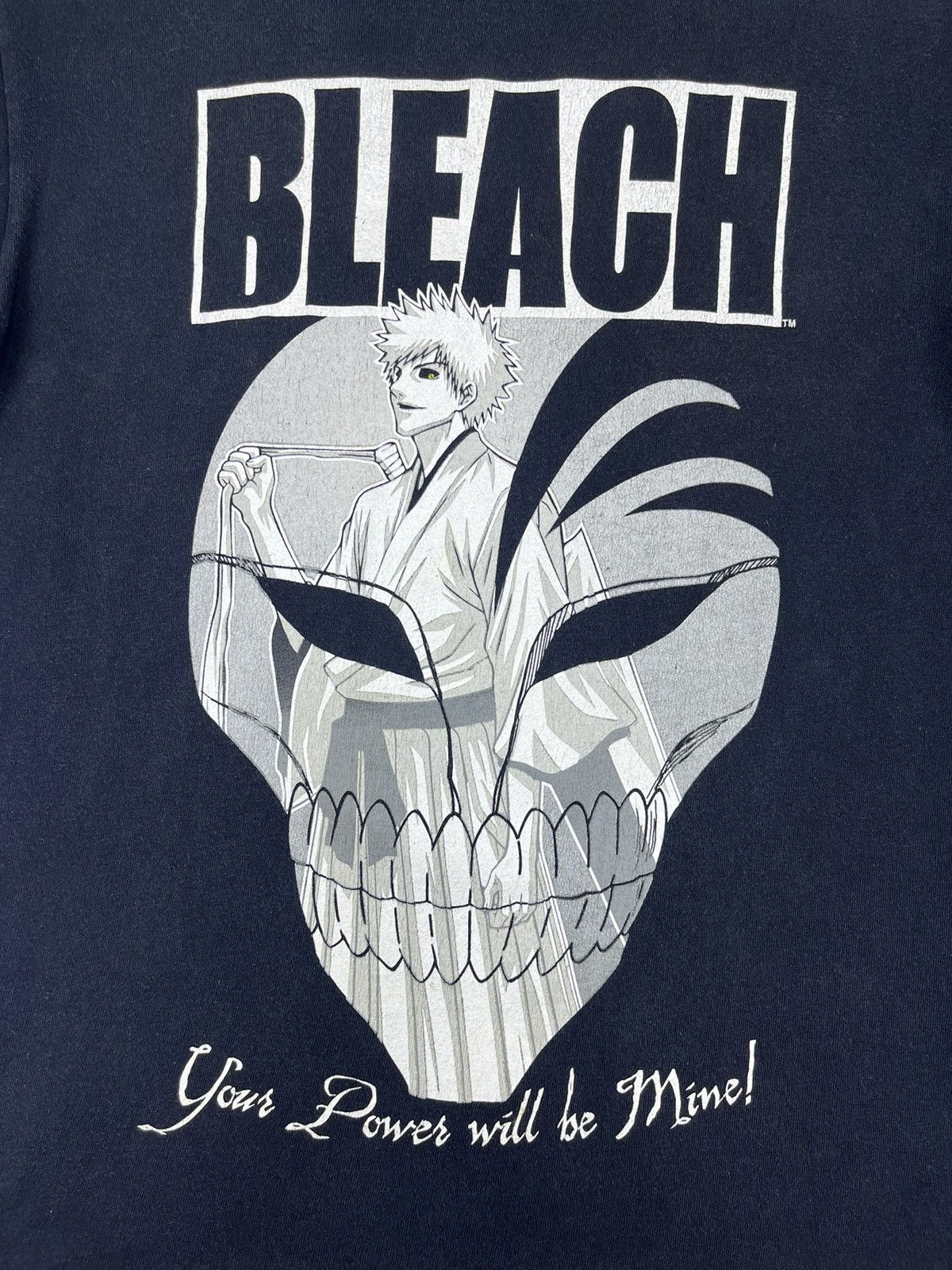 Bleach VINTAGE ANIME BLEACH (ICHIGO KUROSAKI) YAGAMI MANGA TEE Size US M / EU 48-50 / 2 - 3 Thumbnail
