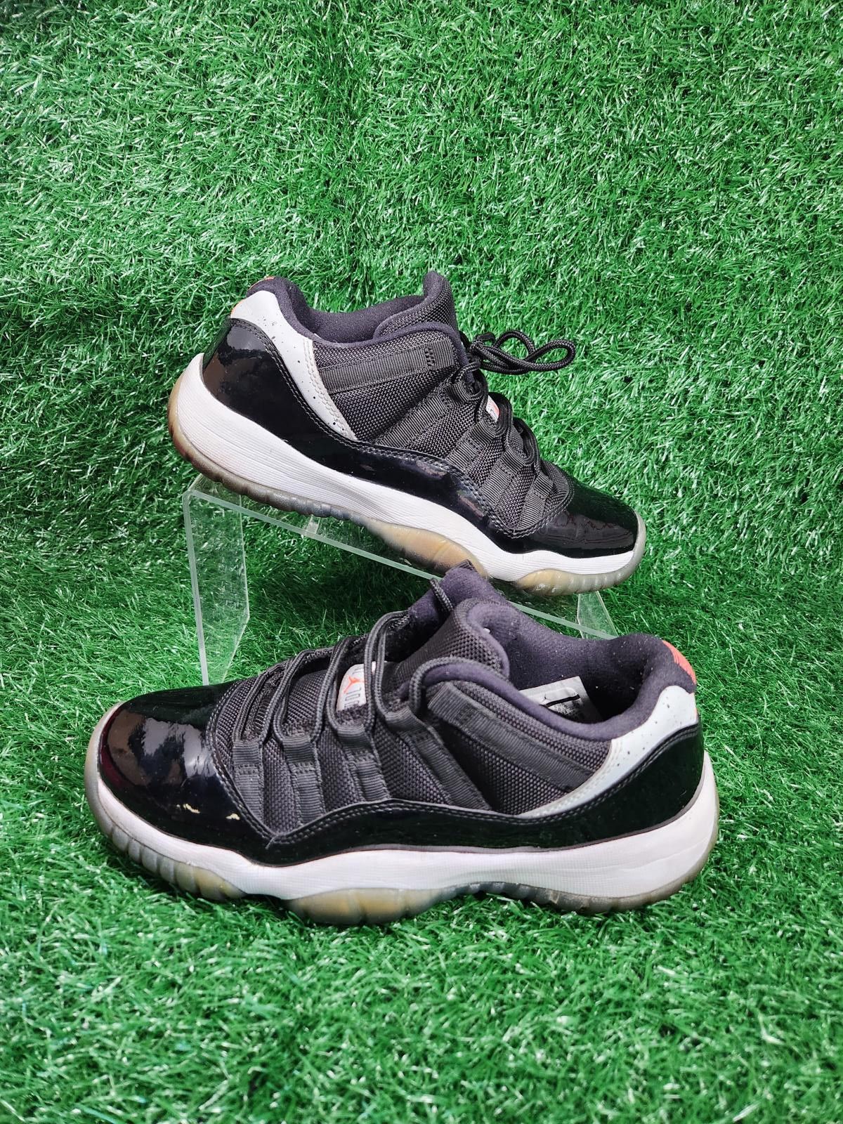 Jordan Brand Nike Air Jordan 11 528896-023 Black Shoes Size 6Y or 7.5W Size US 7.5 / IT 37.5 - 6 Thumbnail