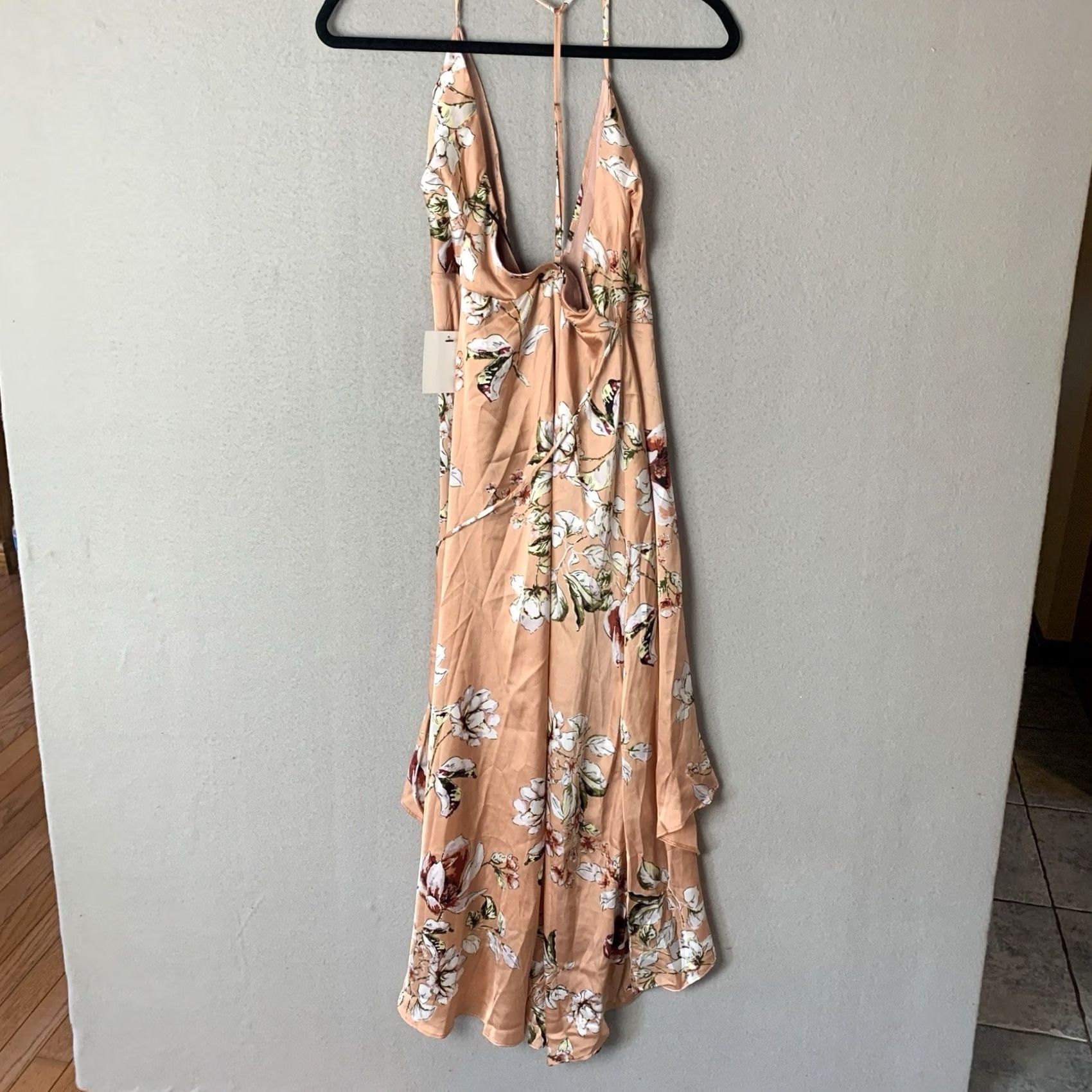 Lulus Lulus Dress Womans XS Flor-ish You Well Peach Floral Satin Wrap MIDI Hi-Lo Dress Size XS / US 0-2 / IT 36-38 - 3 Thumbnail