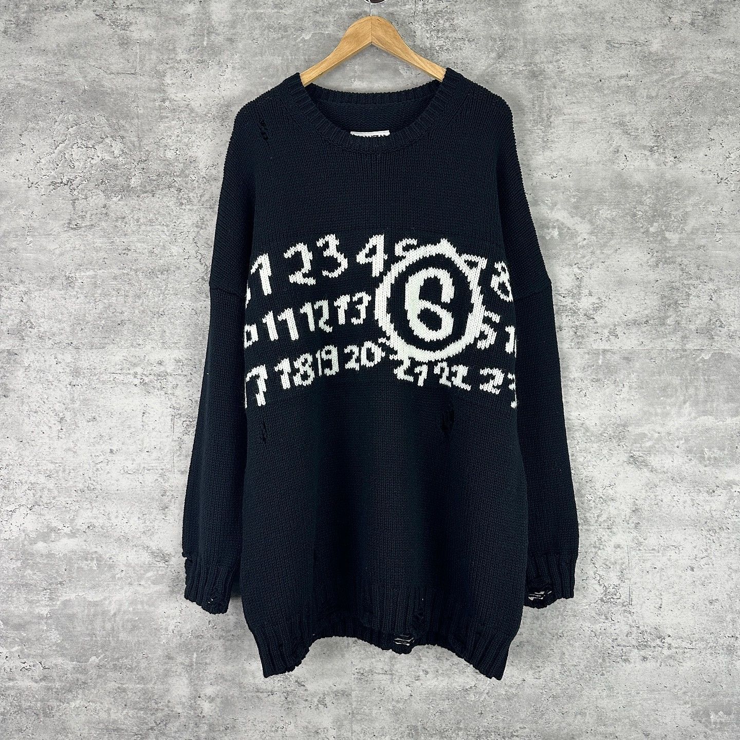 Maison Margiela MM6 Maison Margiela Numeric Logo Sweater Size M Size US M / EU 48-50 / 2 - 1 Thumbnail