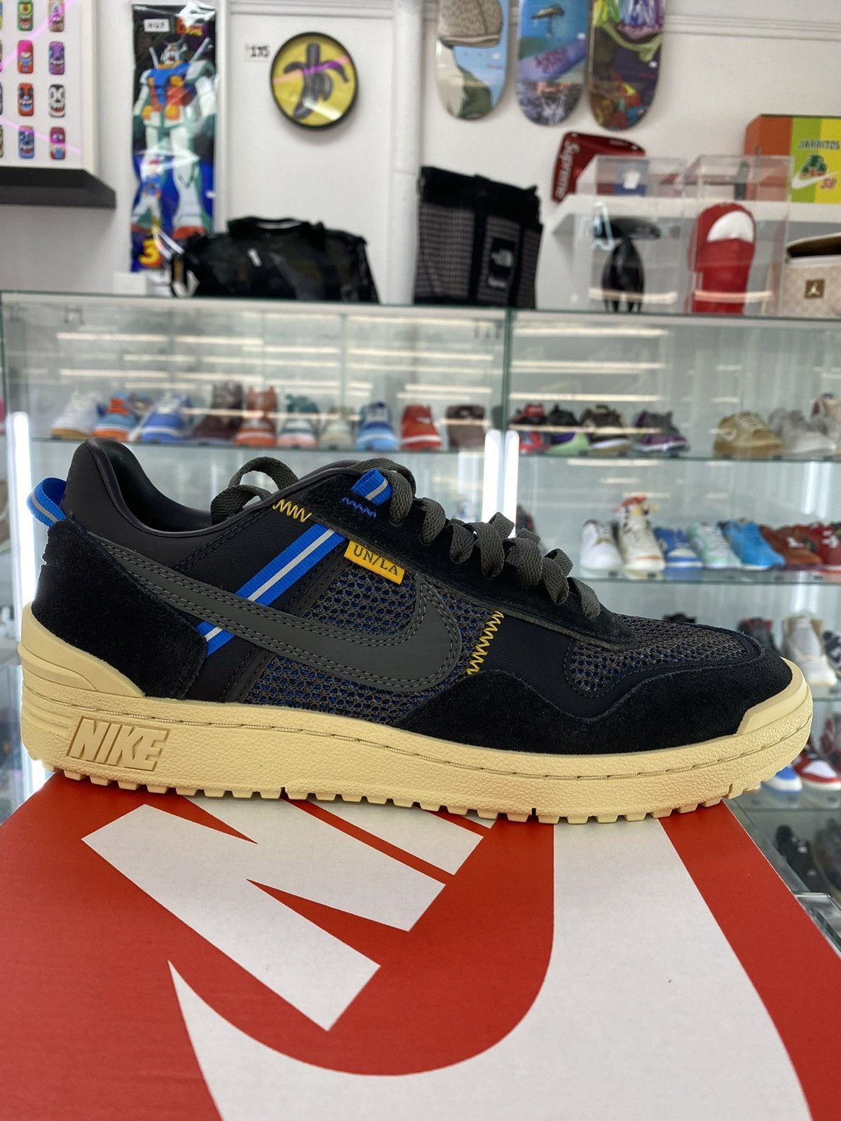 Nike Nike Field General Union LA Black sample Size US 9 / EU 42 - 2 Thumbnail