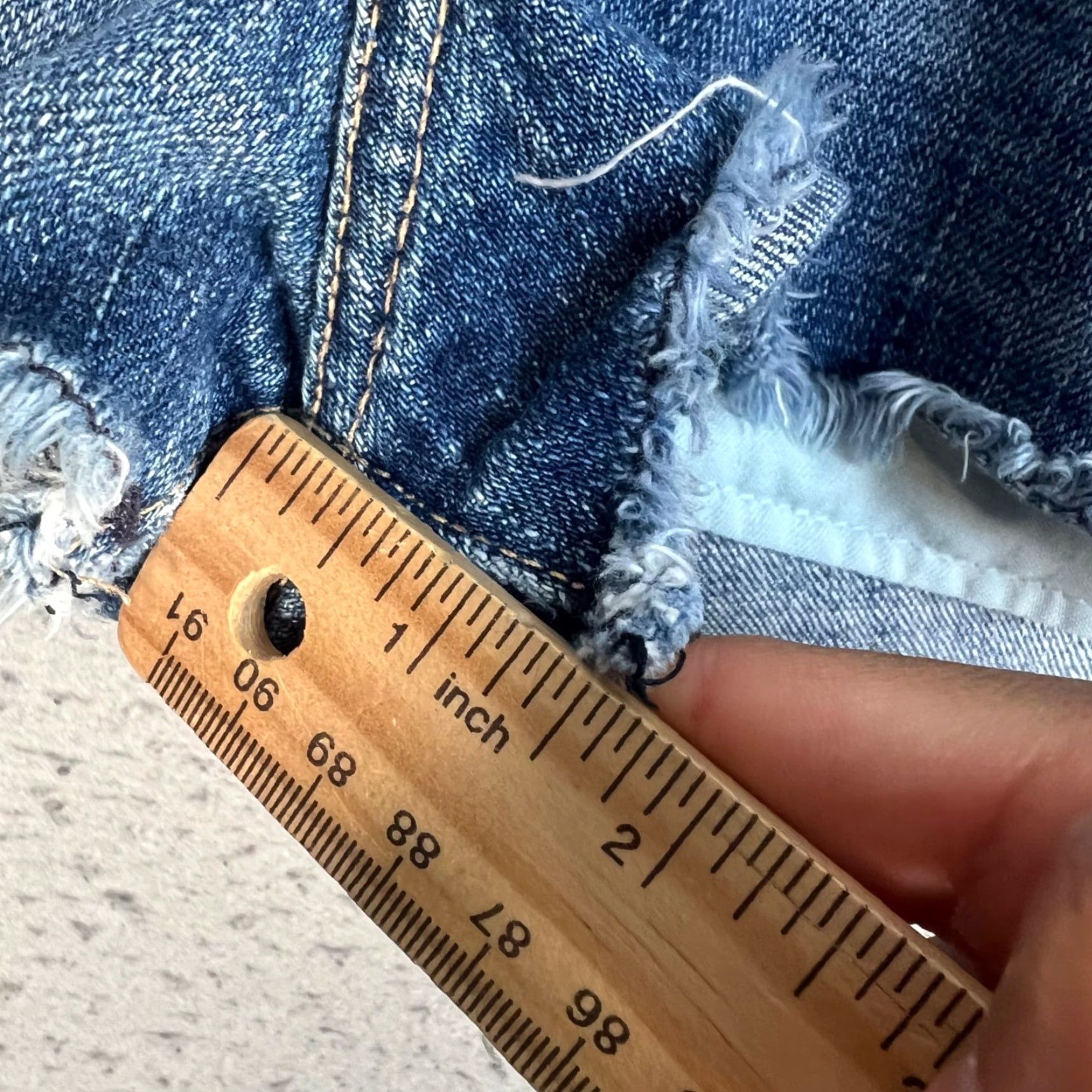 Vintage VINTAGE Current/Elliott Womens 26 Boyfriend Shorts Denim Blue Studded Slim Fit 30" W 1.5" Inseam Womens Size 26" / US 2 / IT 38 - 7 Thumbnail