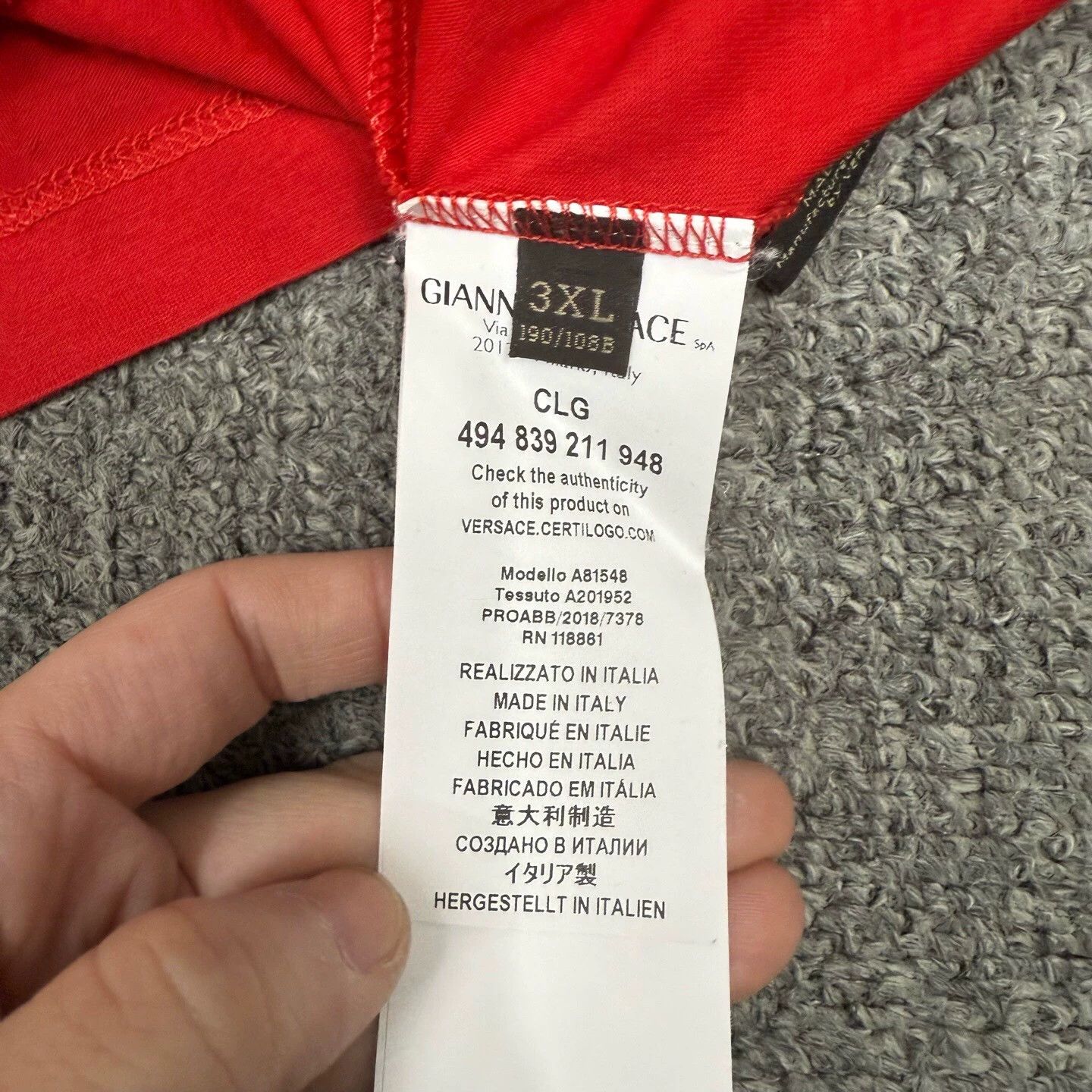Versace Versace Red Logo Short Sleeve 3XL (9/10) - Flawed Size US XXL / EU 58 / 5 - 5 Thumbnail