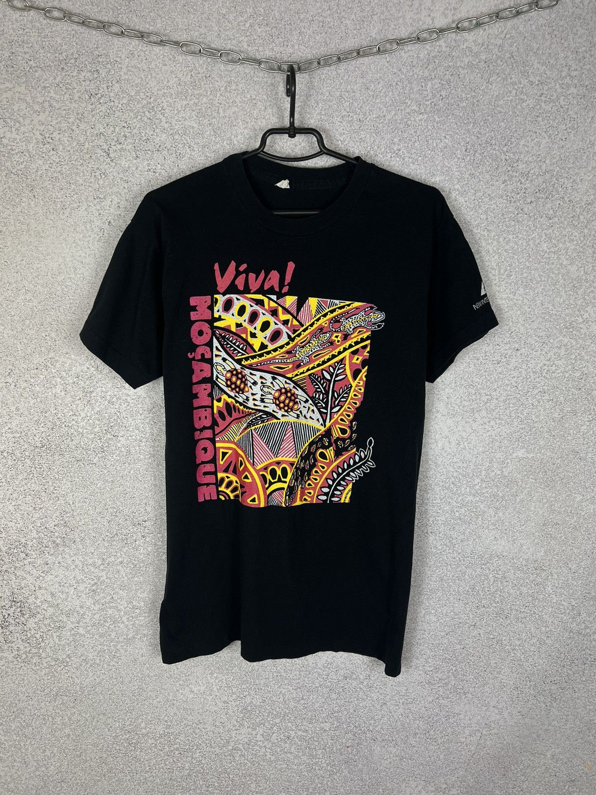 Other Vintage 1990s Viva MOÇAMBIQUE Art Single Stitch Tee Size US M / EU 48-50 / 2 - 1 Thumbnail
