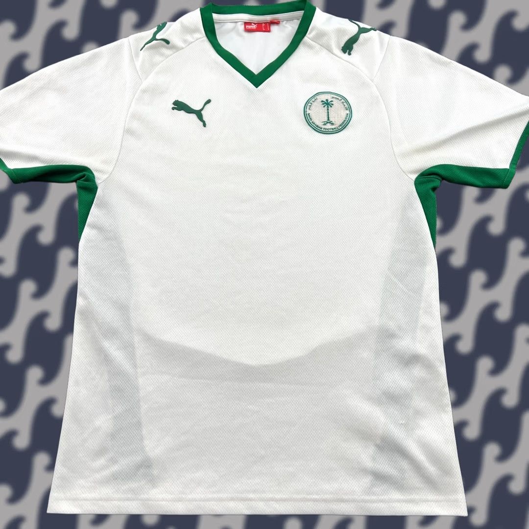Puma PUMA Saudi Arabia 2008 2009 Home Mens Football Jersey Small Shirt Soccer CS Size US S / EU 44-46 / 1 - 1 Thumbnail