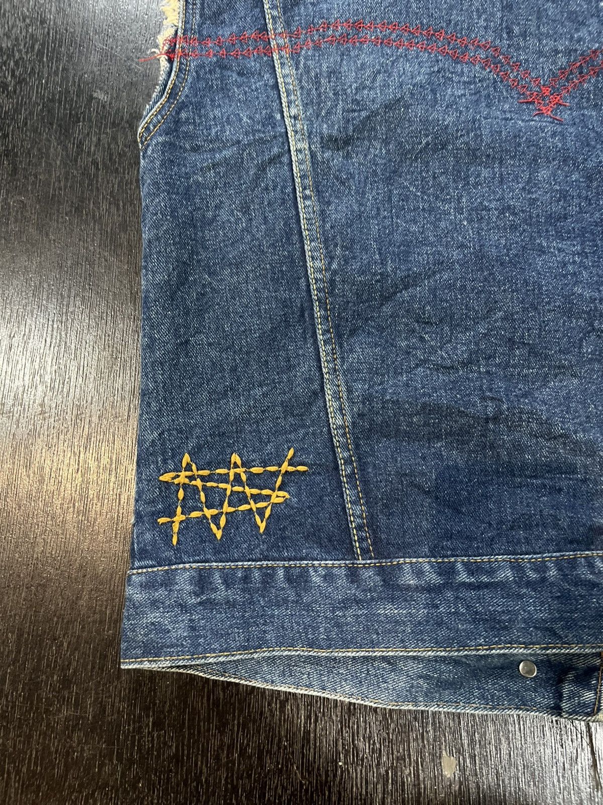 Japanese Brand DOUBLE U Custom Stitch Distressed Denim Vest Size US M / EU 48-50 / 2 - 9 Thumbnail