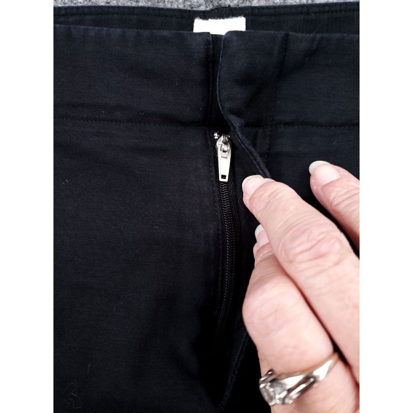 Gap Gap Pants Womens 10 Black Chino Mid-Rise Straight Slim Crop Ankle Flat Front Size 24" / US 00 / IT 34 - 7 Thumbnail