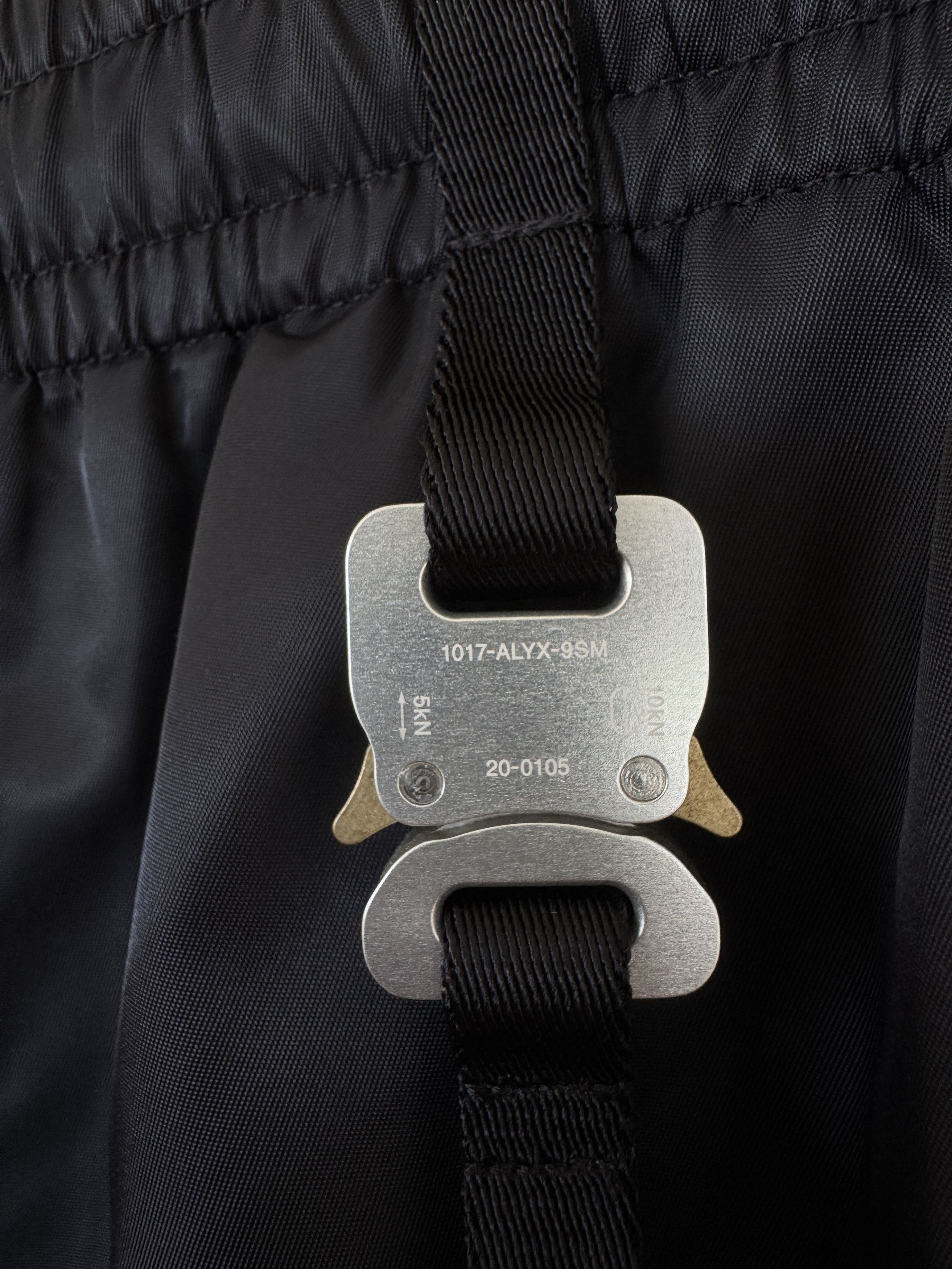 1017 ALYX 9SM Alyx Nylon Zipper Pants With Hardware Size US 34 / EU 50 - 7 Thumbnail