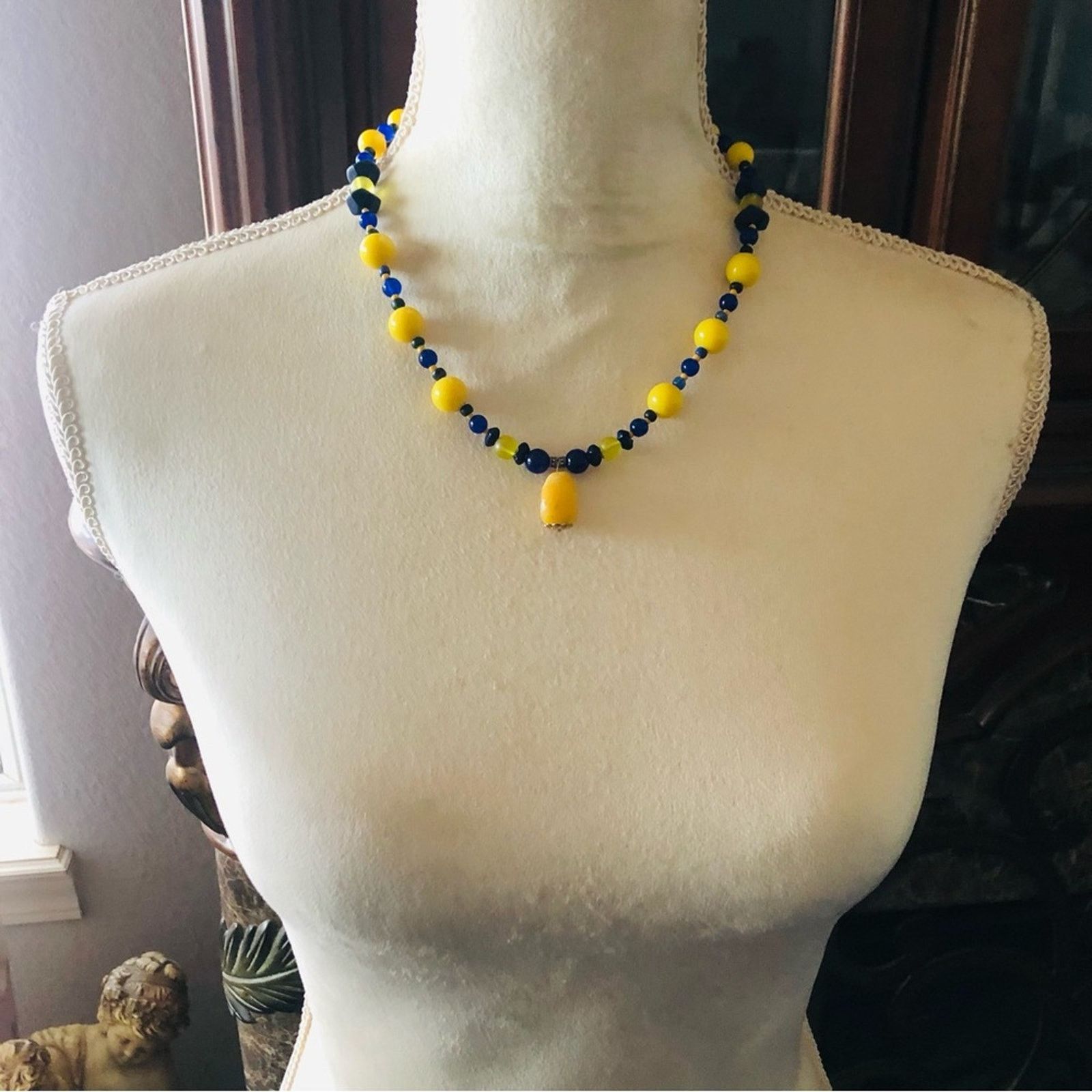 Handmade Handcrafted recycled vintage lemon lazurite stone necklac Size ONE SIZE - 4 Thumbnail