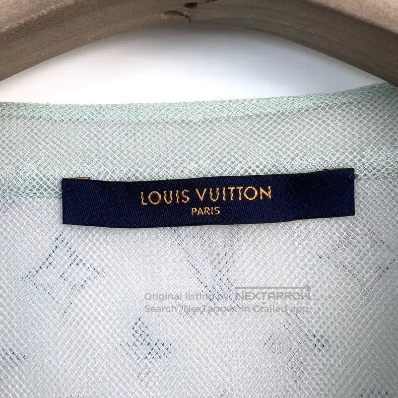 Louis Vuitton Louis Vuitton Colorful organza full-print short sleeve Size US L / EU 52-54 / 3 - 5 Thumbnail